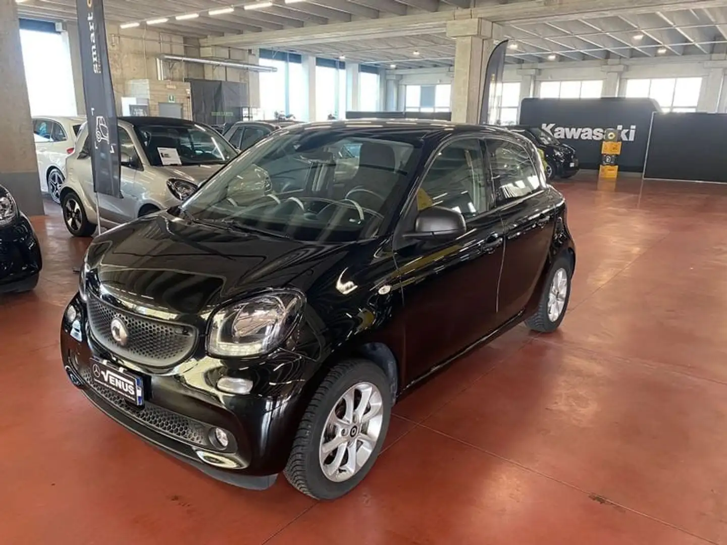 smart forFour Smart II 2015 Benzina 1.0 Youngster 71cv my18 Nero - 2