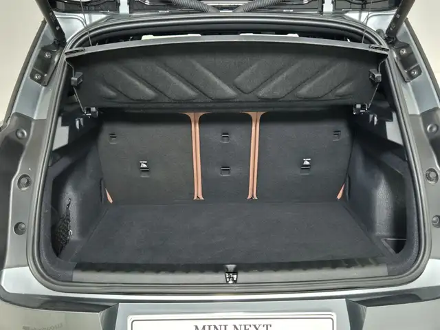Mini Countryman view 13