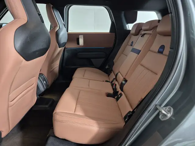 Mini Countryman view 8