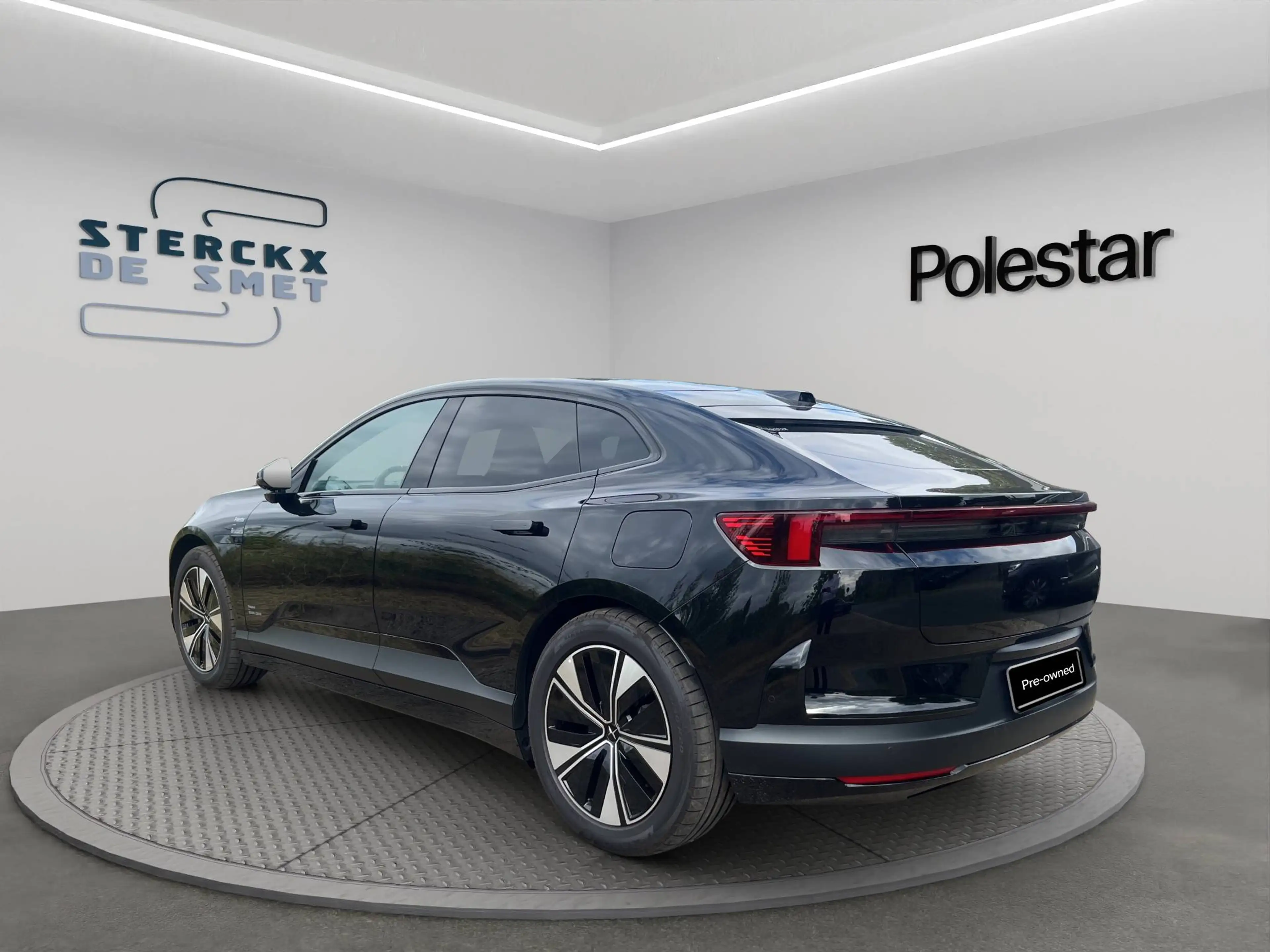 Polestar 4 Polestar 4 100 kWh Long Range Single Motor Business Business — photo 4