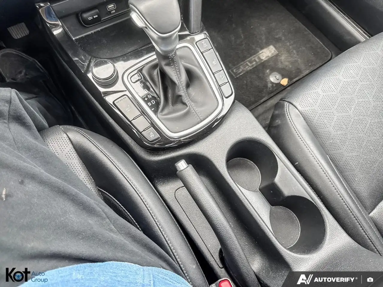 Kia Seltos fotografie Kia Seltos
