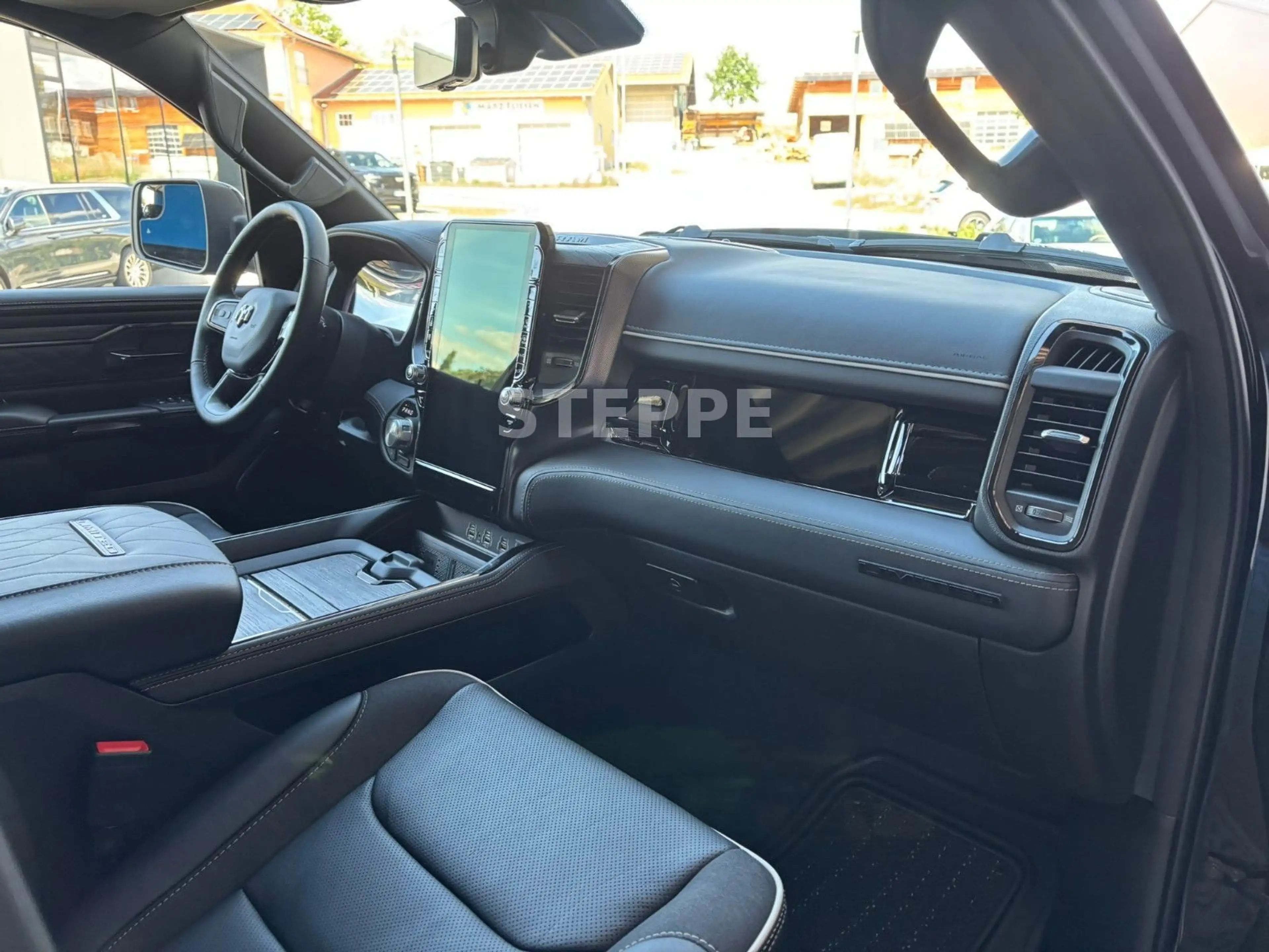 Dodge RAM 2026 RAM 1500 Limited Night 5,7LV8 Rambox MFT — photo 10