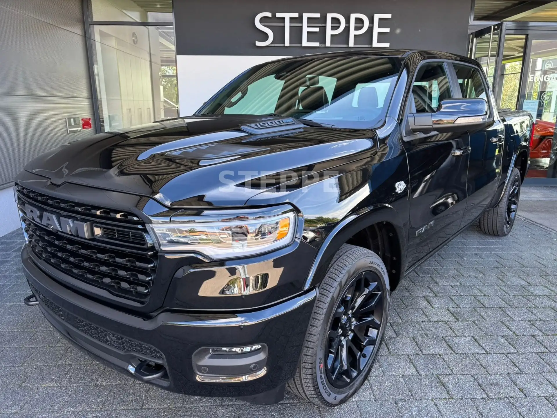 닷지 Dodge RAM 2026 검정 사진 1