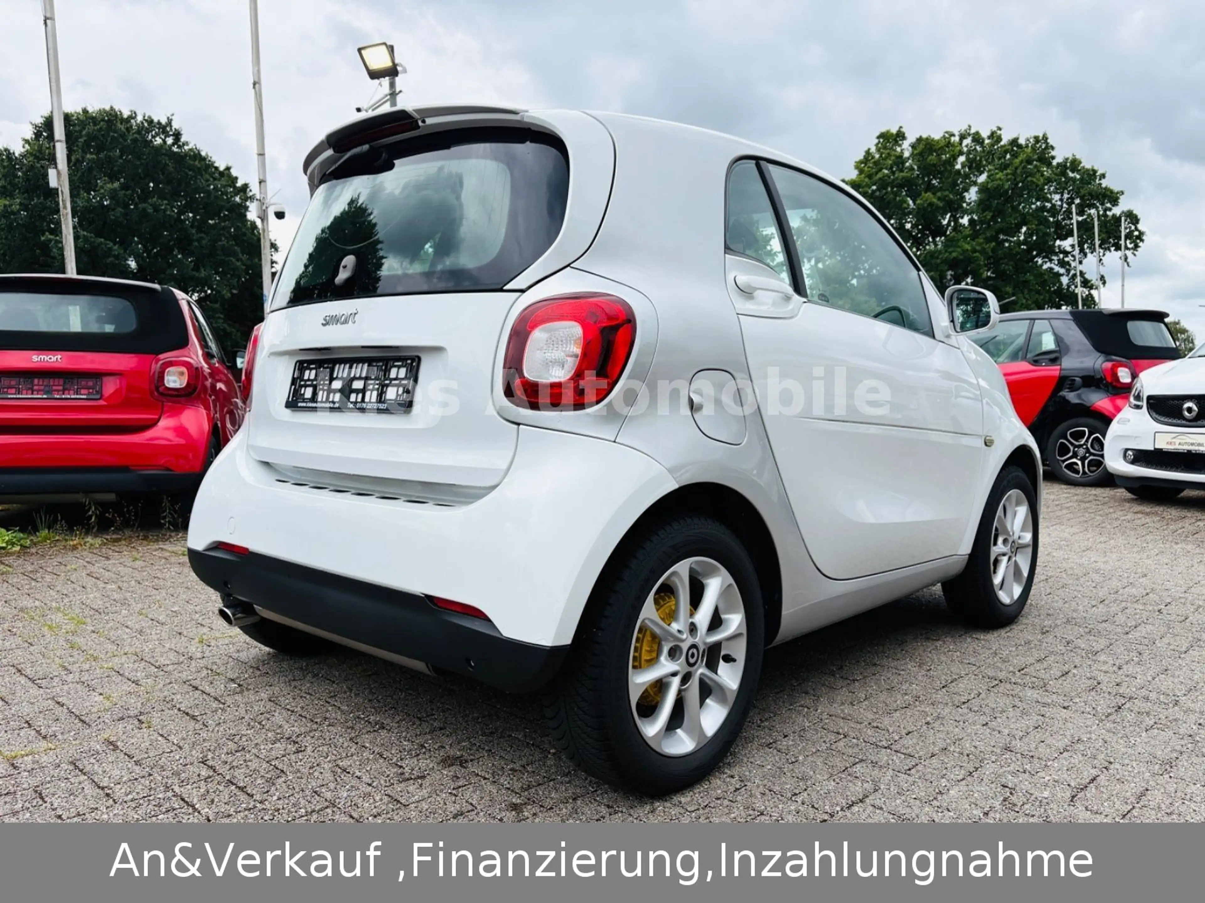 smart forTwo Prime 90PS AUTOM/LEDER/NAVI/LED/TÜV — photo 5