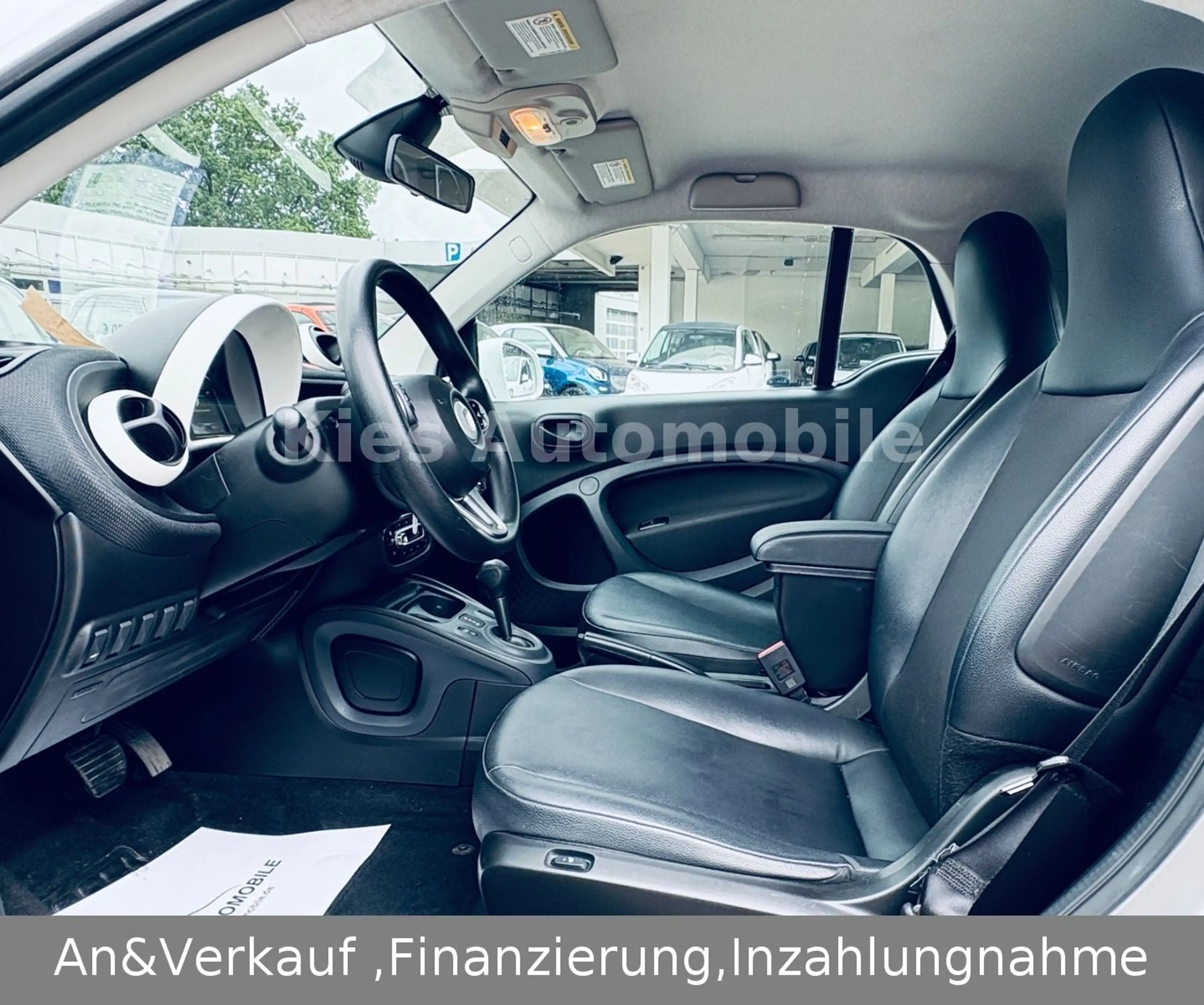 smart forTwo Prime 90PS AUTOM/LEDER/NAVI/LED/TÜV — photo 9