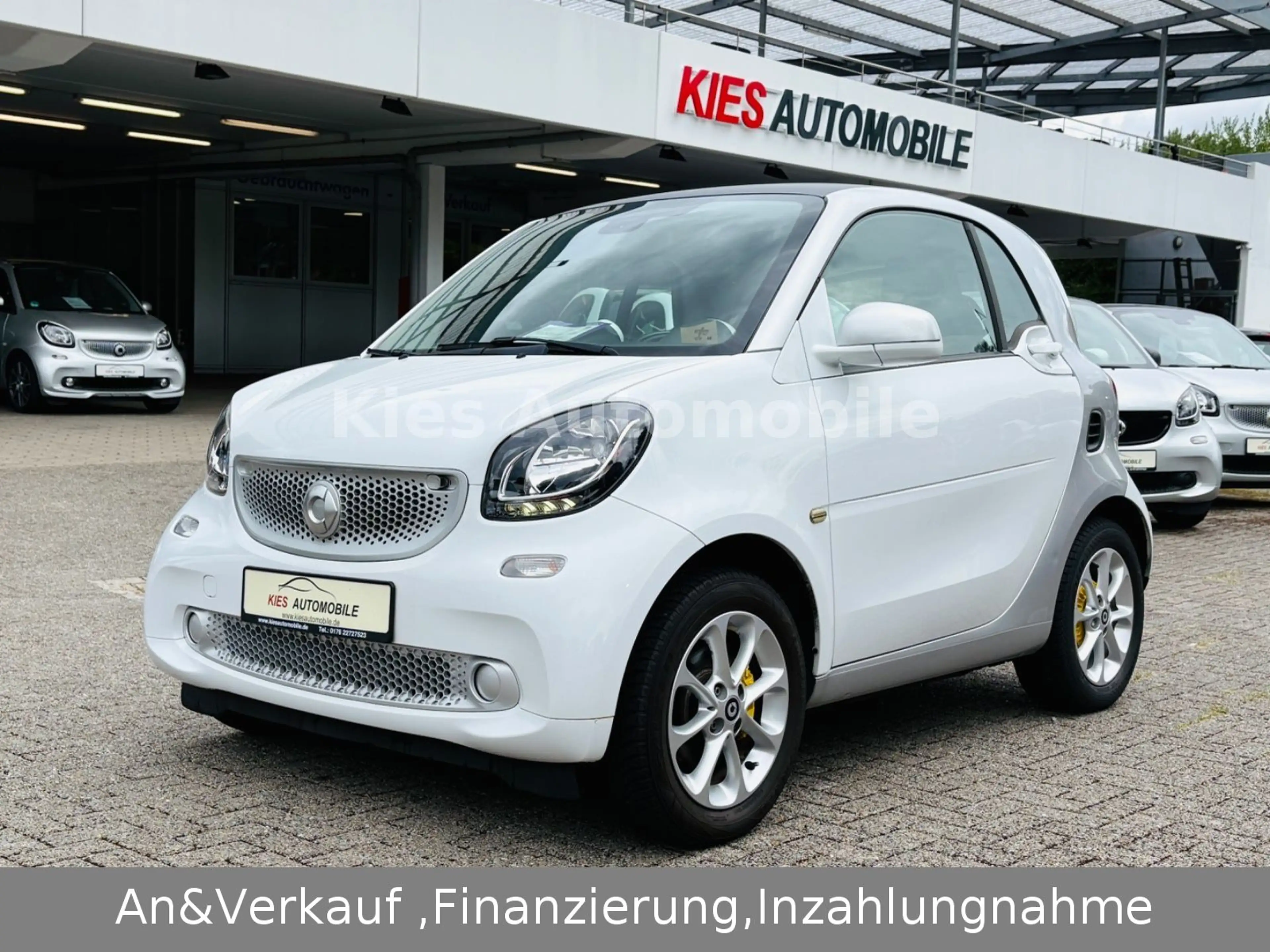 smart forTwo Prime 90PS AUTOM/LEDER/NAVI/LED/TÜV