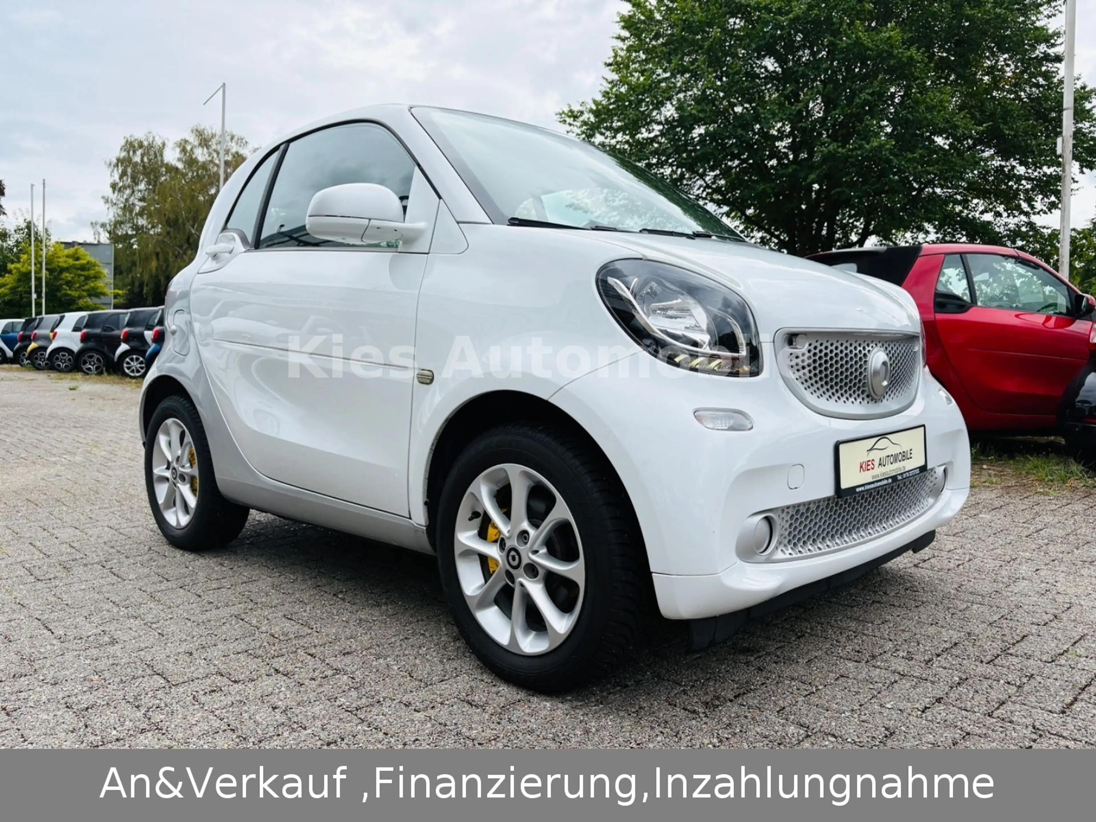 smart forTwo Prime 90PS AUTOM/LEDER/NAVI/LED/TÜV — photo 2