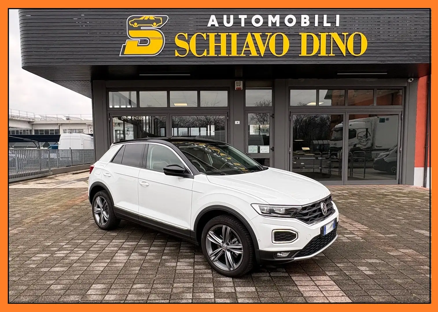Volkswagen T-Roc 1.5 tsi Advanced dsg + NAVI Weiß - 1