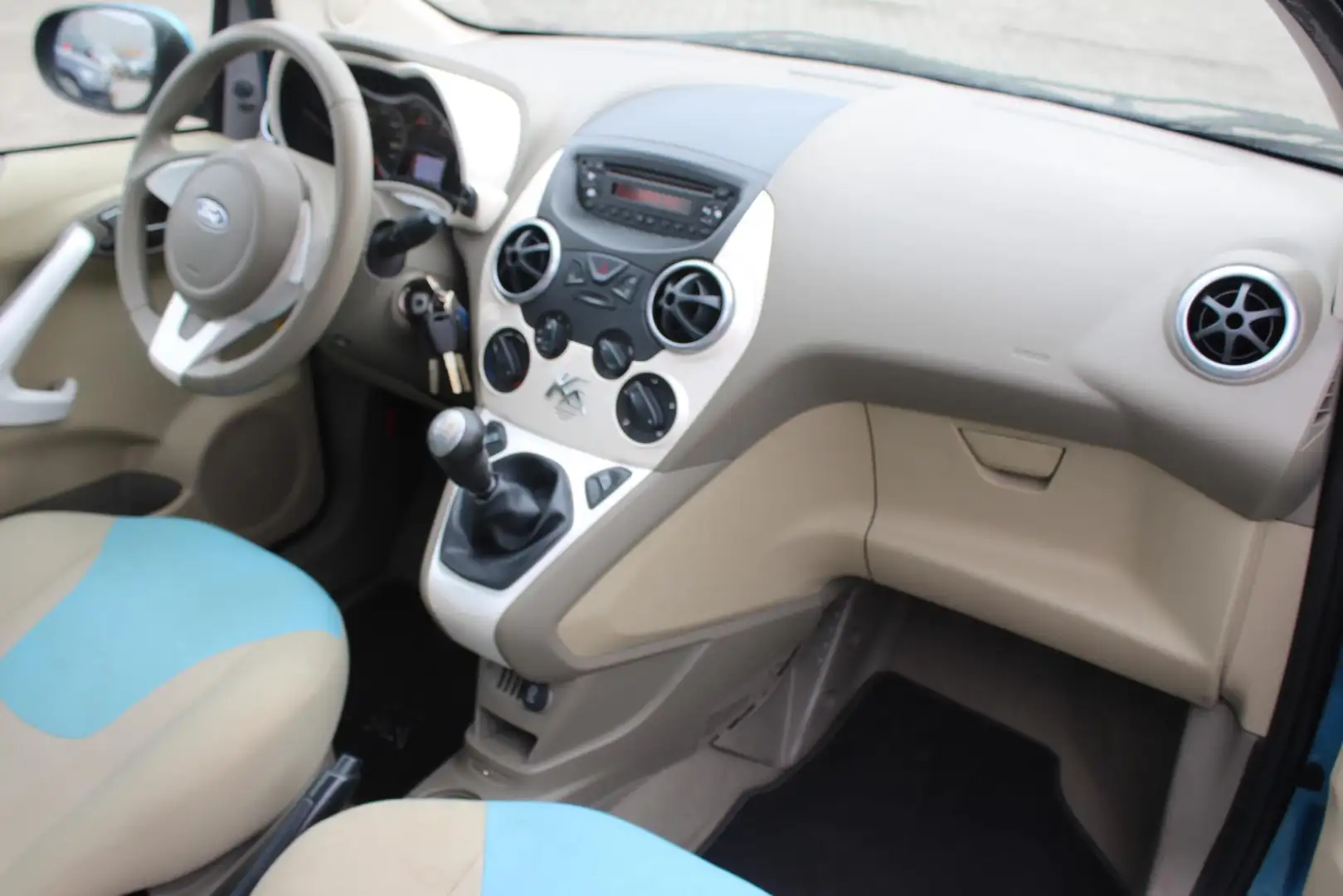 Ford Ka/Ka+ 1.2 Trend Airco, Elektrische ramen, Radio cd spele Blauw - 2