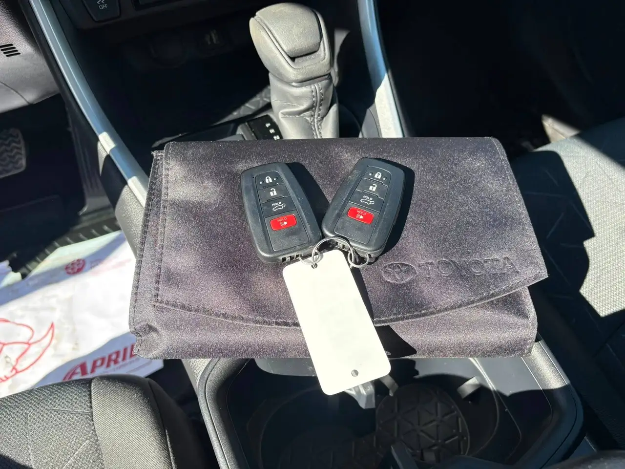 Toyota RAV 4 снимка Toyota RAV 4