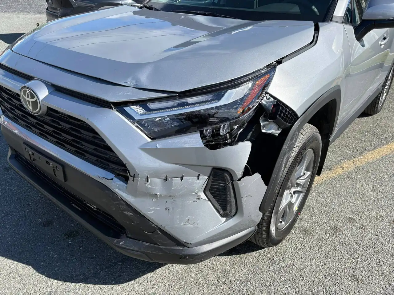 Toyota RAV 4 снимка Toyota RAV 4