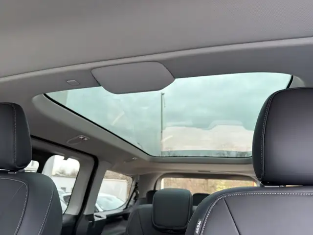 Ford Tourneo Custom Bus 2.5 PHEV 340 L1H1 FWD Titanium X Ansicht 15