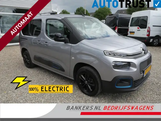 Citroen Berlingo ë-Berlingo Shine MPV 50kWh SOH 93,5% Airco trekhaa