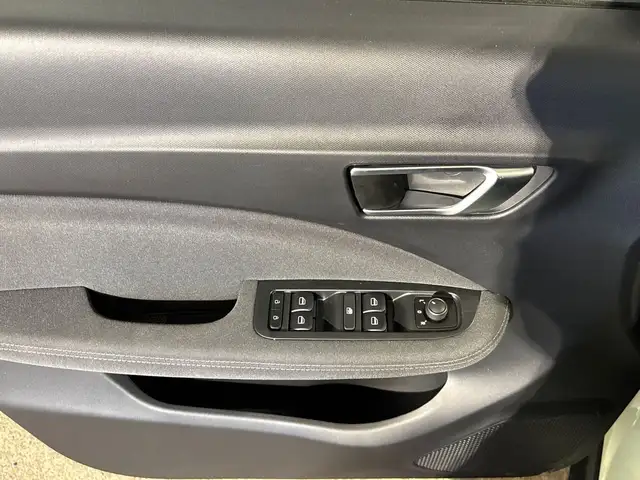 Leapmotor T03 view 10