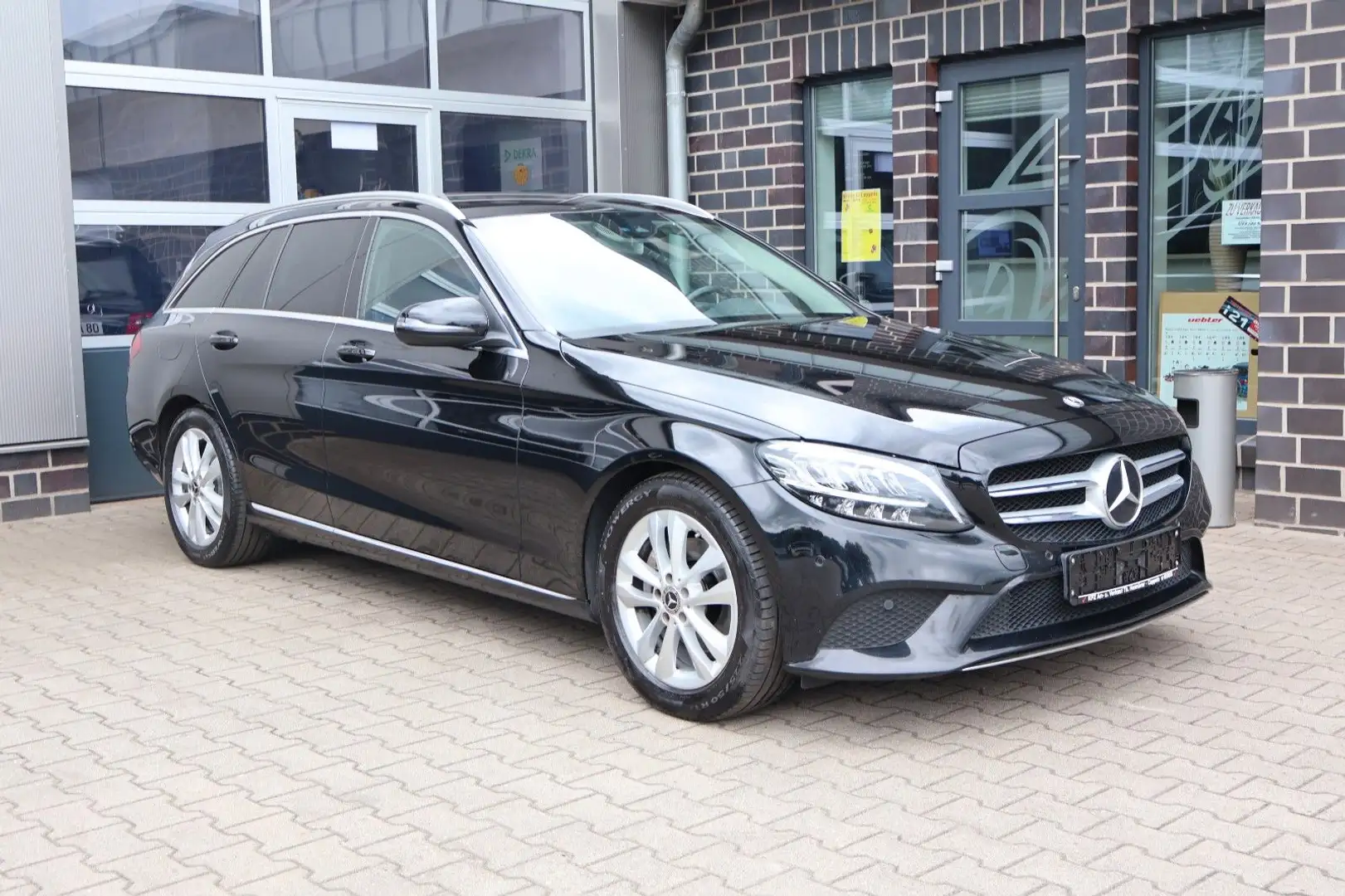 Mercedes-Benz C 220 C -Klasse T-Modell Kamera/LED/ACC/ Schwarz - 1
