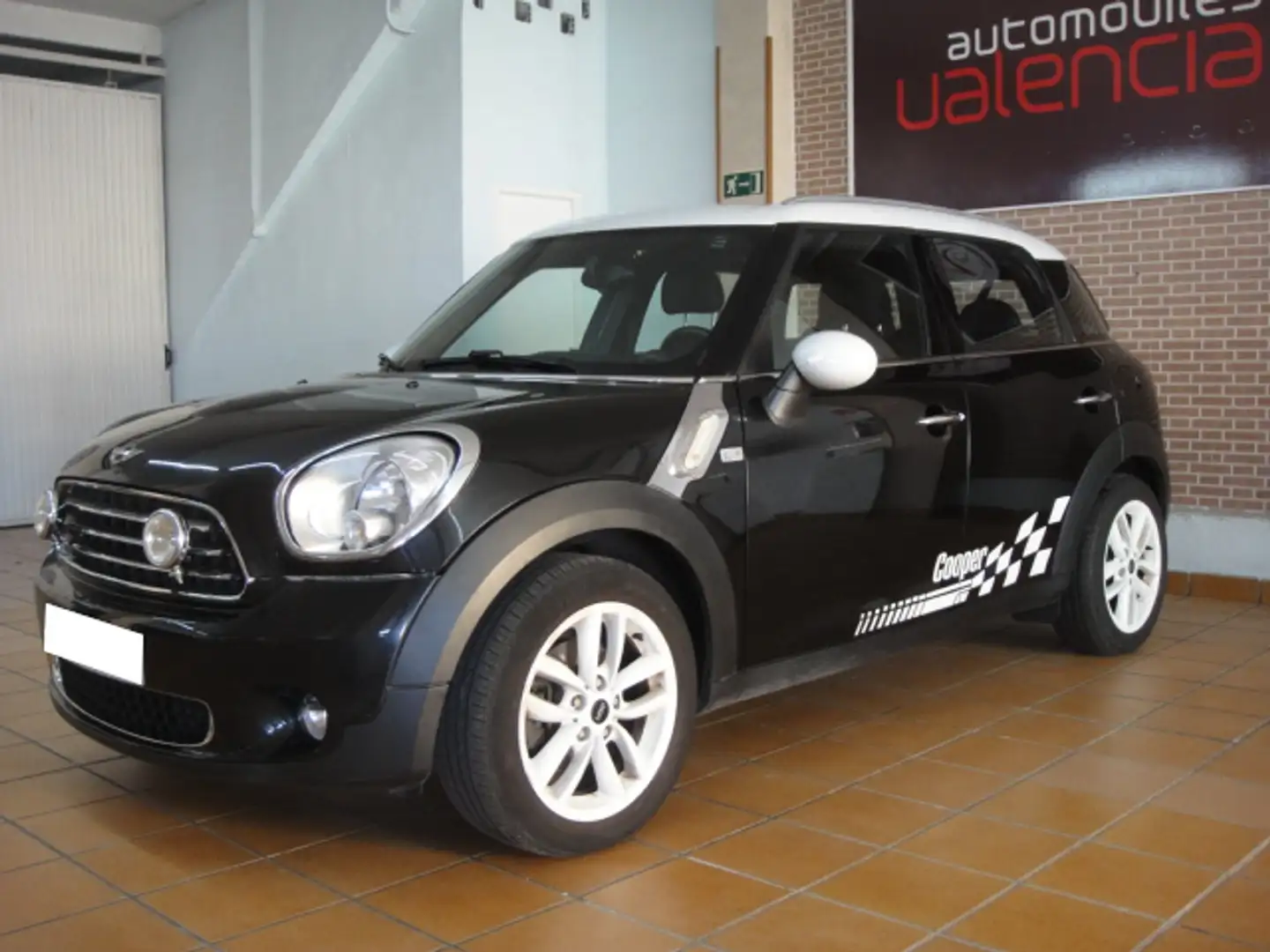 MINI Cooper Countryman D Negro - 1