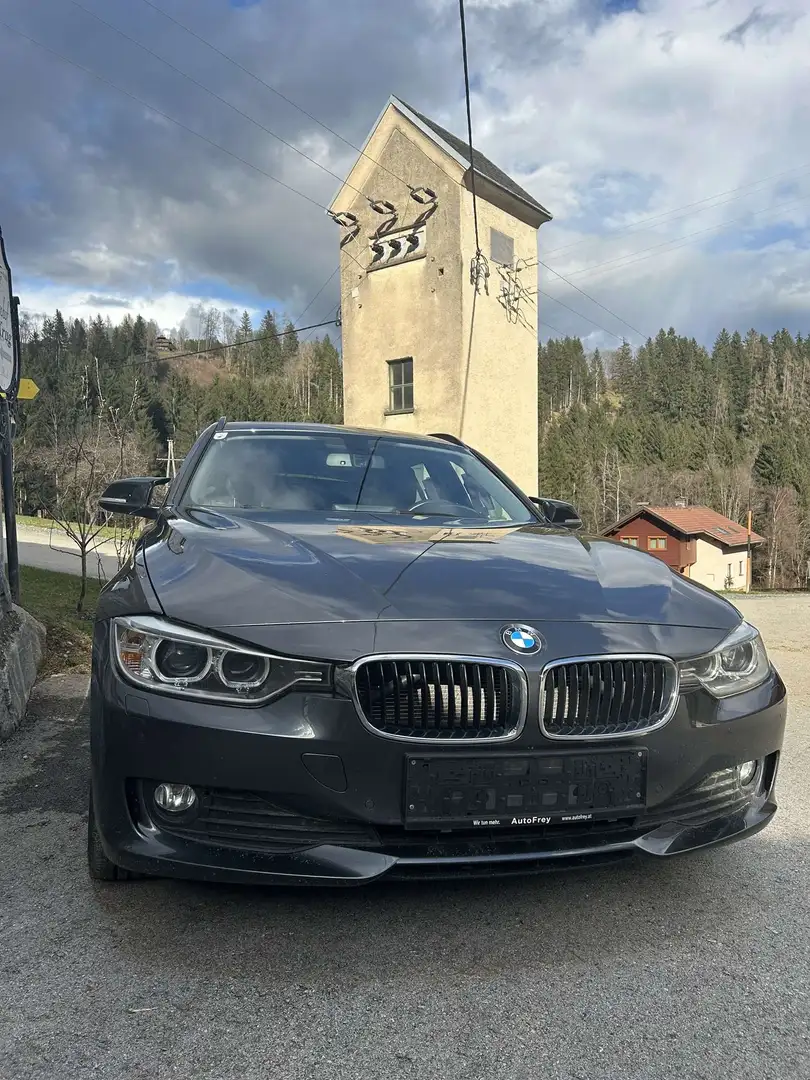 BMW 318 318d Touring Aut. - 1