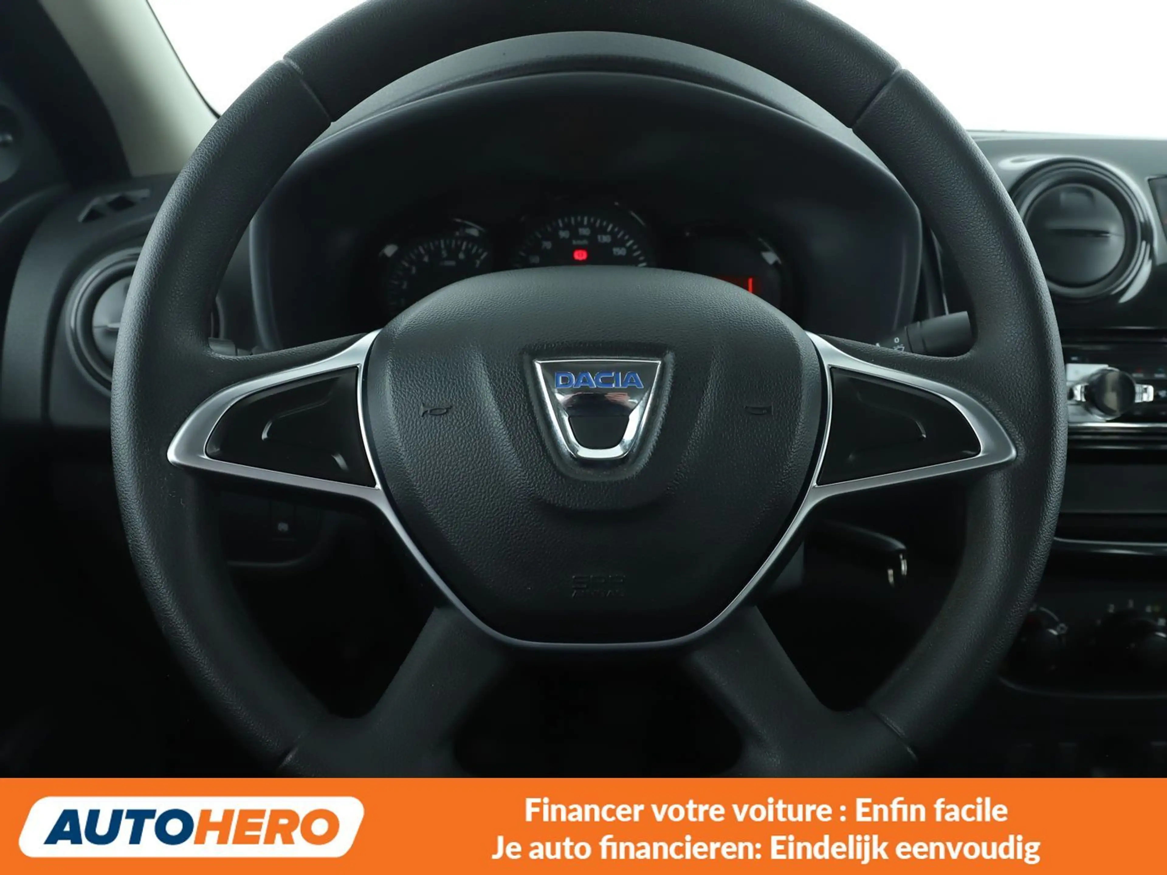 Dacia Logan 1.0 Acces — photo 5