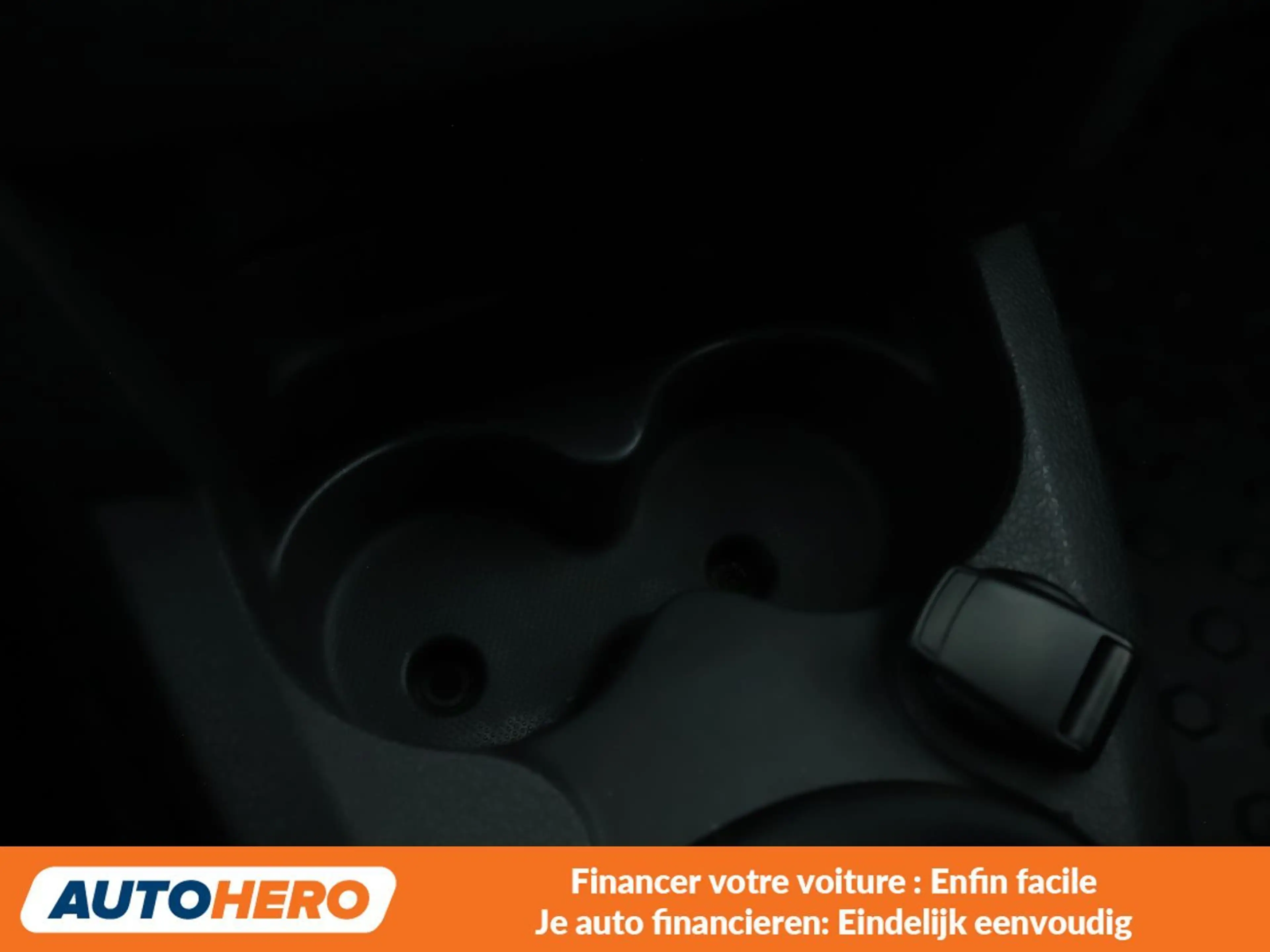 Dacia Logan 1.0 Acces — photo 9