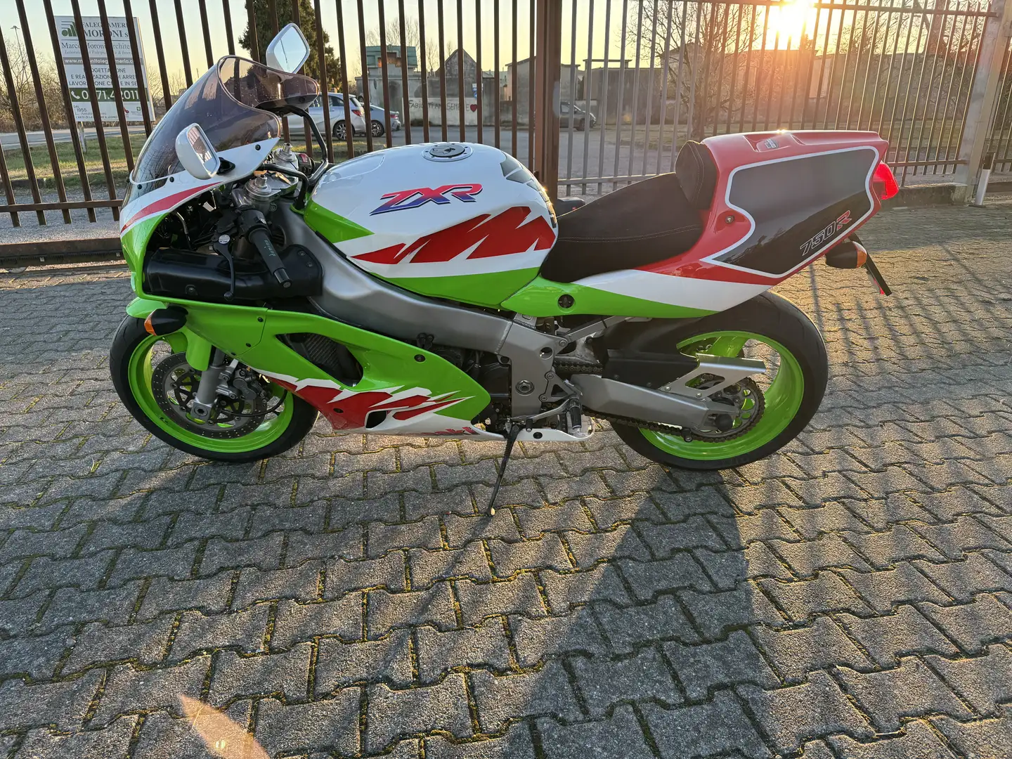 Kawasaki ZXR 750 - 1