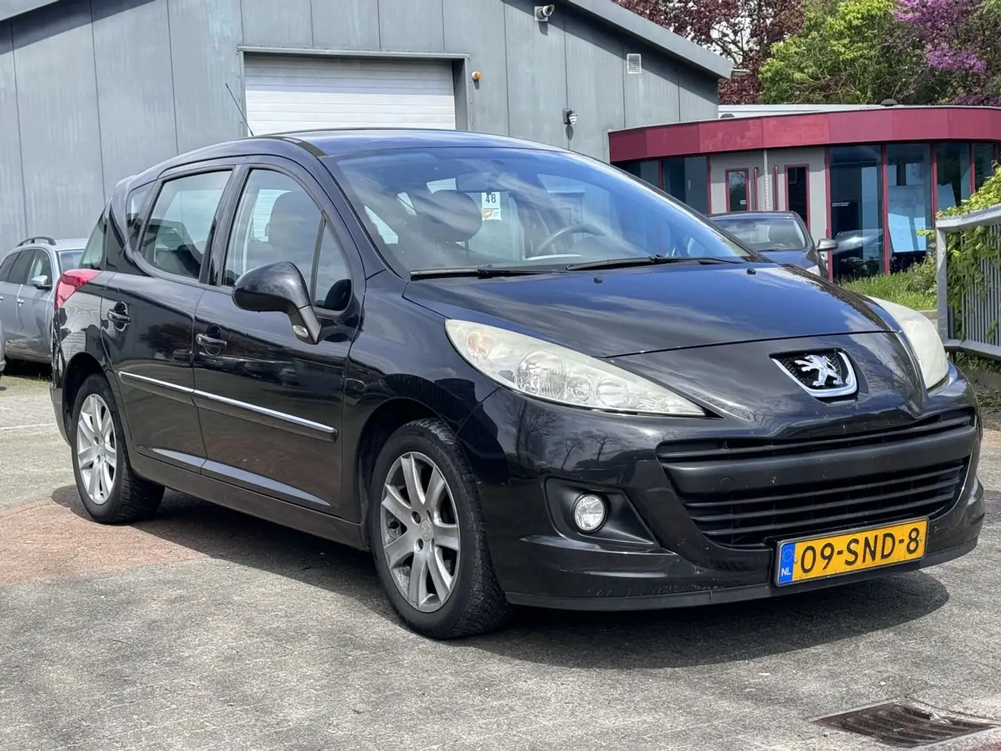 Peugeot 207 1.6 HDI Access Zwart - 2