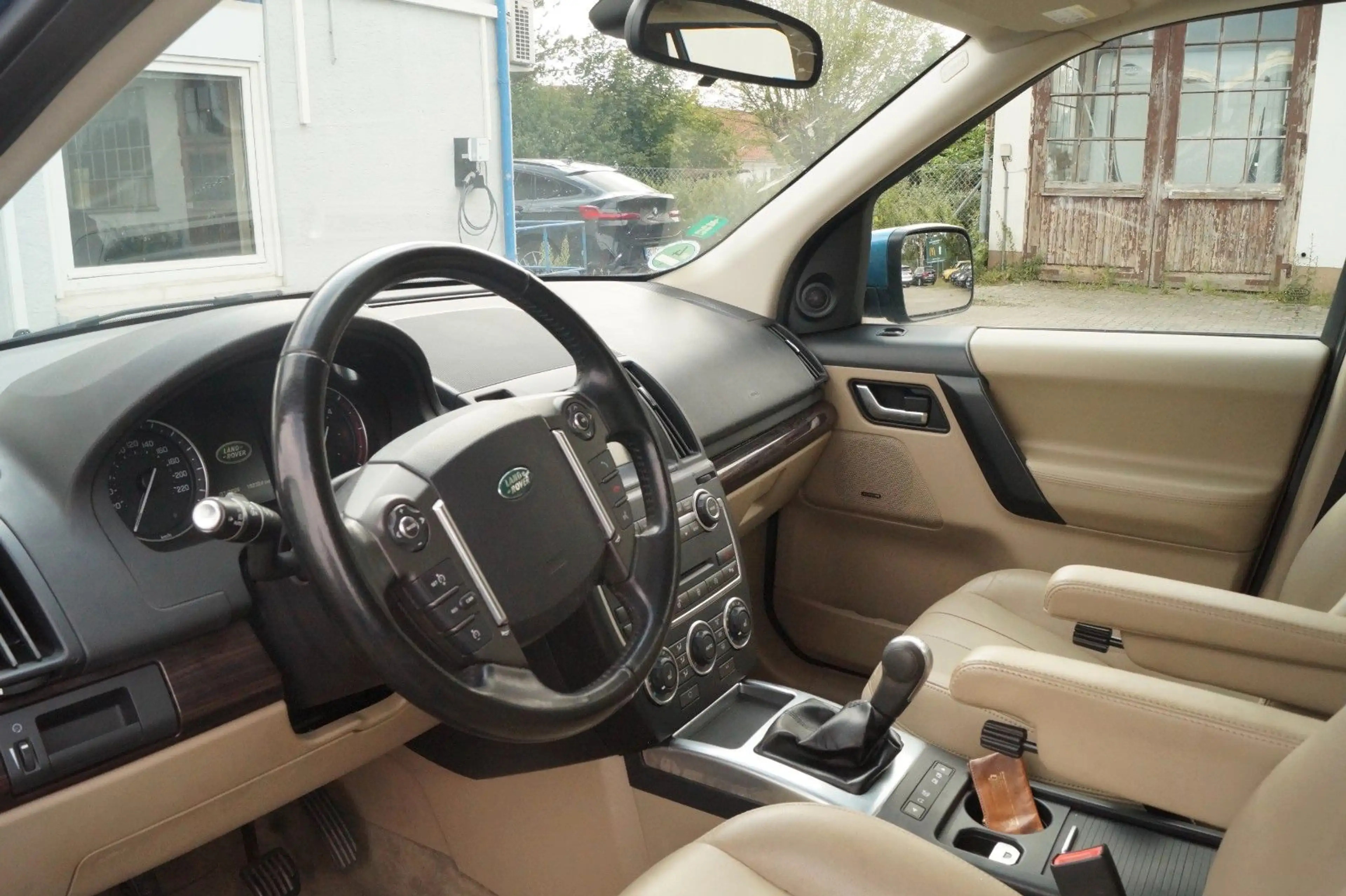 Land Rover Freelander 2 HSE TD4 — photo 12