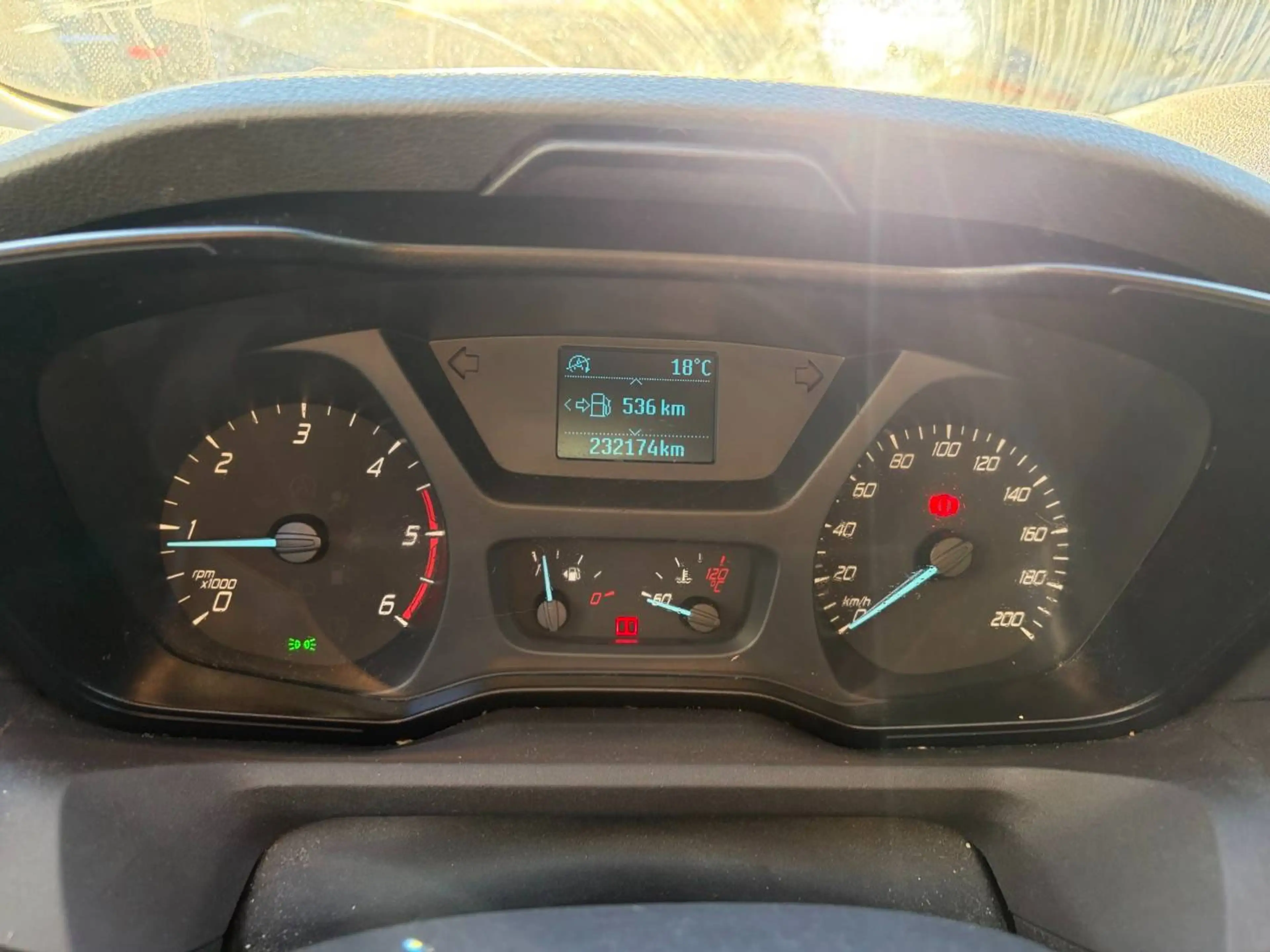 Ford Transit 2.0 TDCi L2H2 AWD Trend — photo 7