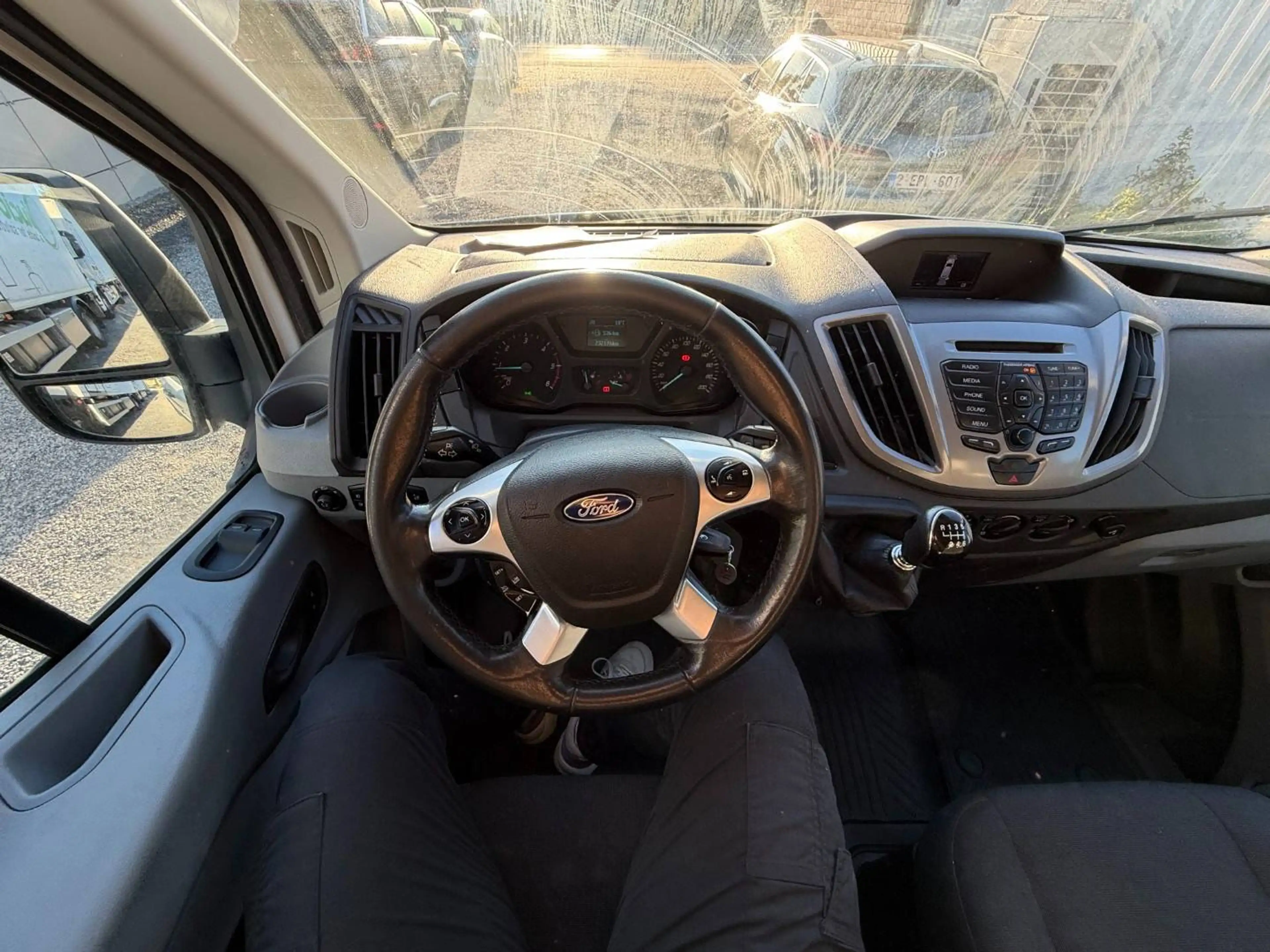 Ford Transit 2.0 TDCi L2H2 AWD Trend — photo 9