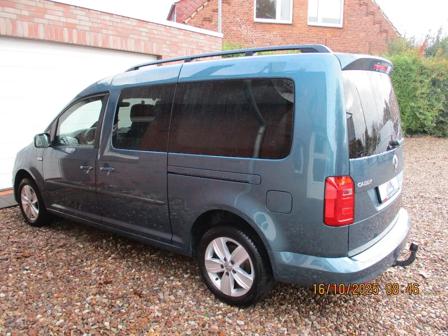 Volkswagen Caddy Caddy Maxi  Camper   AHK/Klima/5-Sitzer/DR Grün - 2