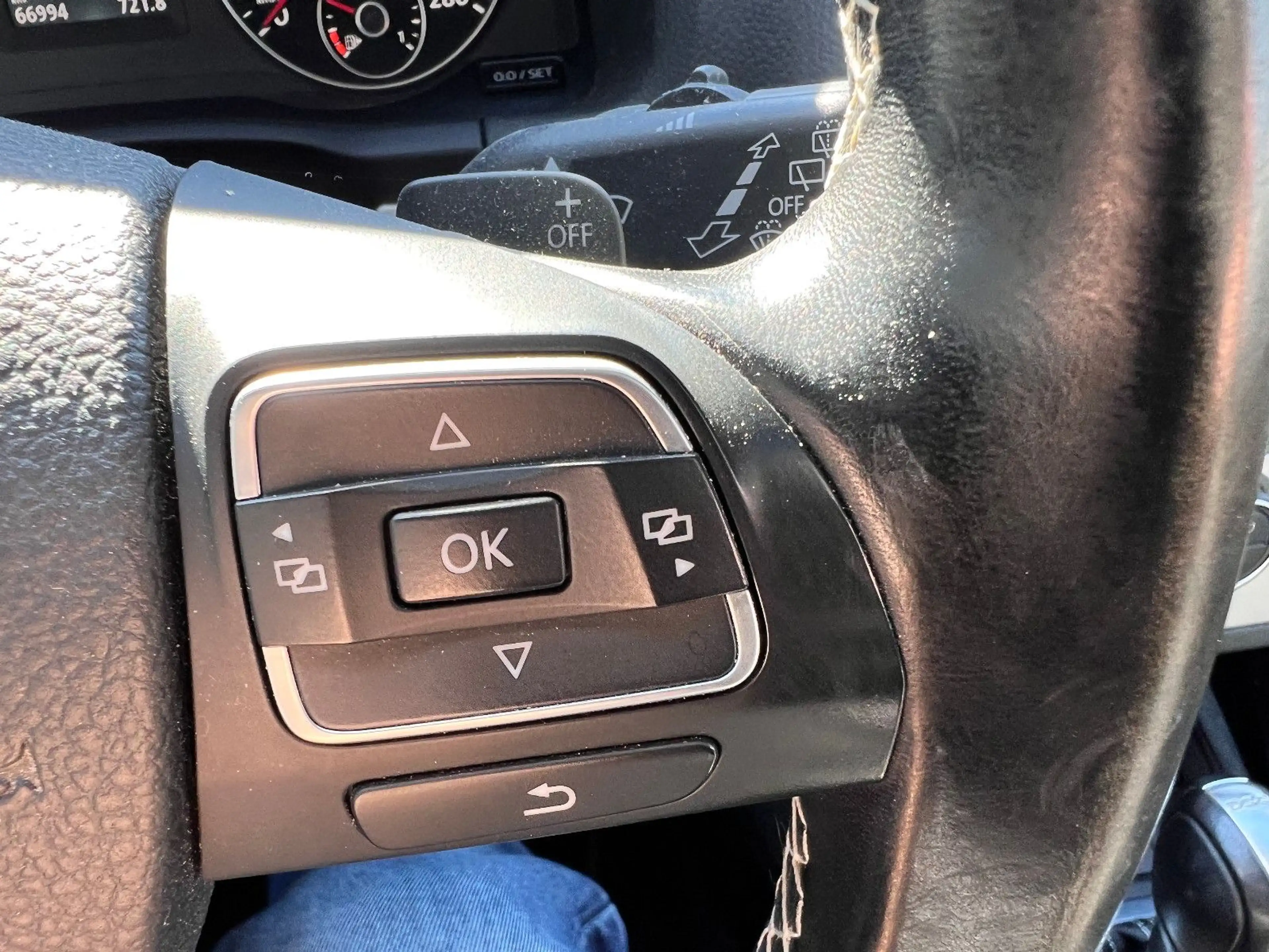 Volkswagen Eos 2.0 TDI Cup BlueMotion Tech DSG 18 Zoll — photo 15