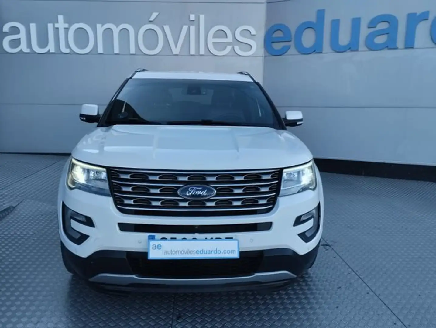 Ford Explorer 2261 LIMITED AWD 280CV Wit - 2