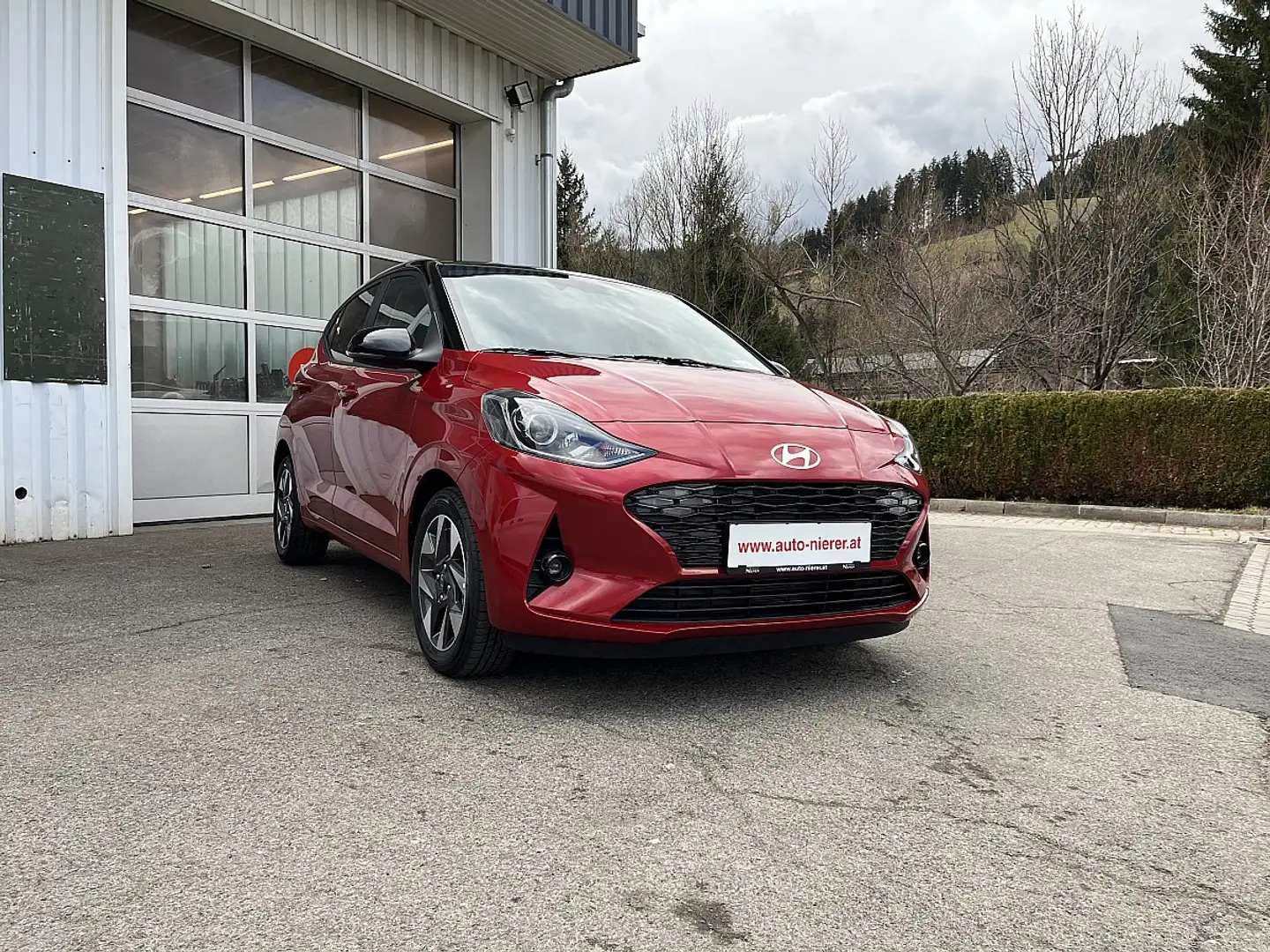 Hyundai i10 1,0 Trend Line Rot - 2