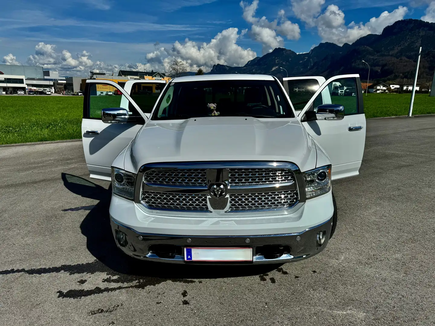 Dodge RAM Ram 1500 Laramie Quad Cab Weiß - 1