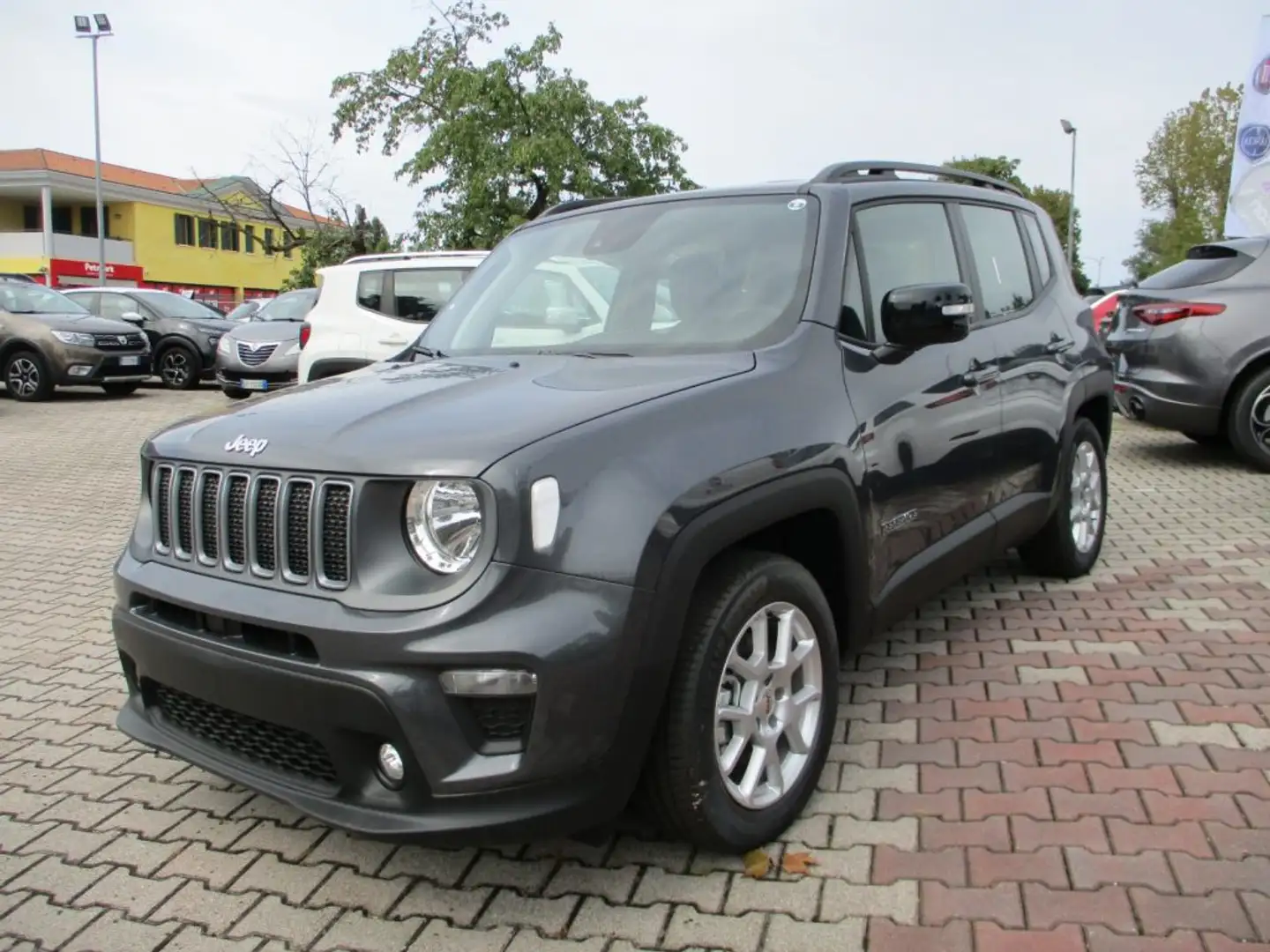 Jeep Renegade 1.5 Turbo T4 MHEV Limited - Pronta Consegna Grijs - 1