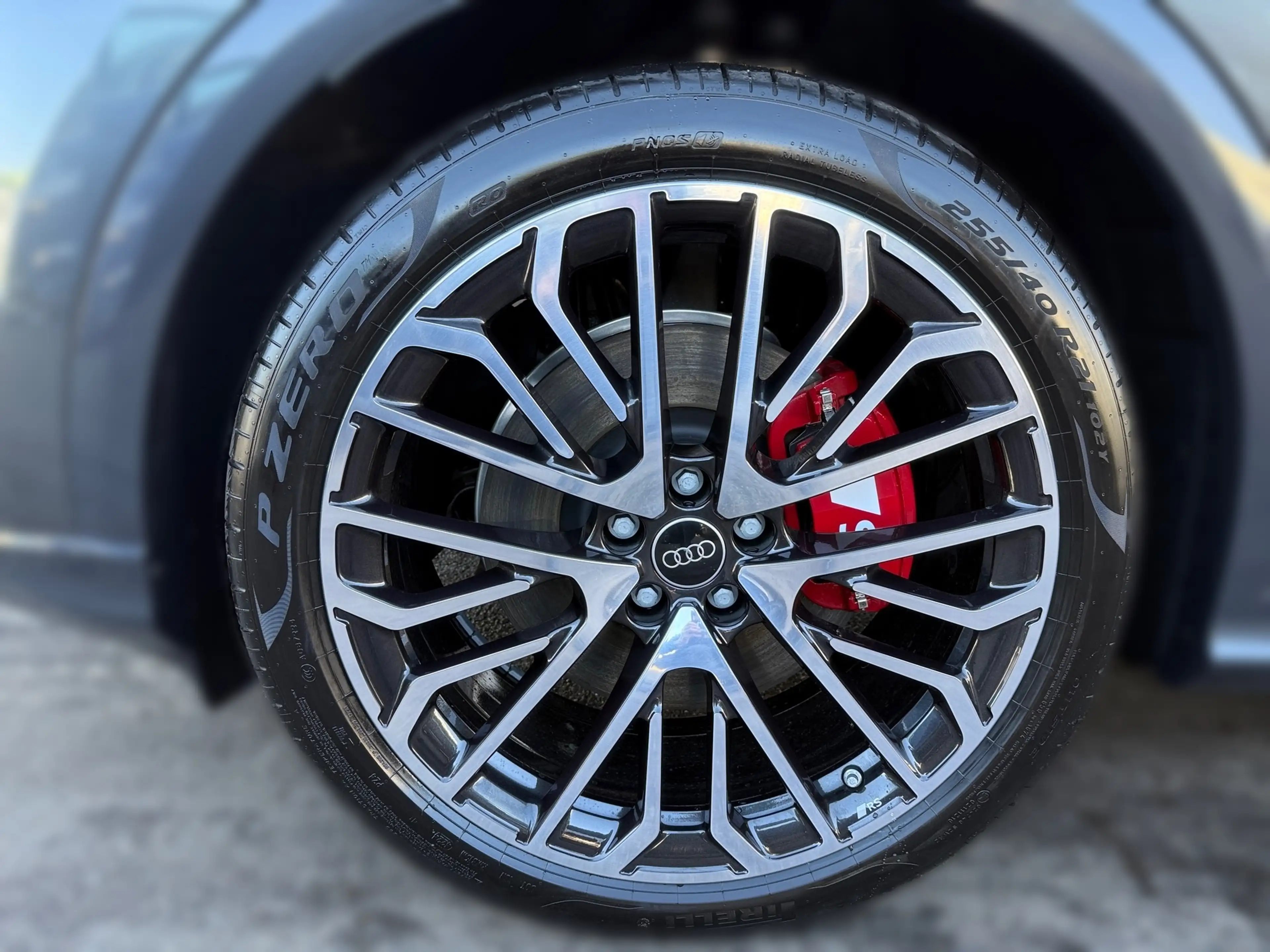Audi SQ5 SUV TFSI quattro S-Tronic HeadUp Panodach Marix Si — photo 8