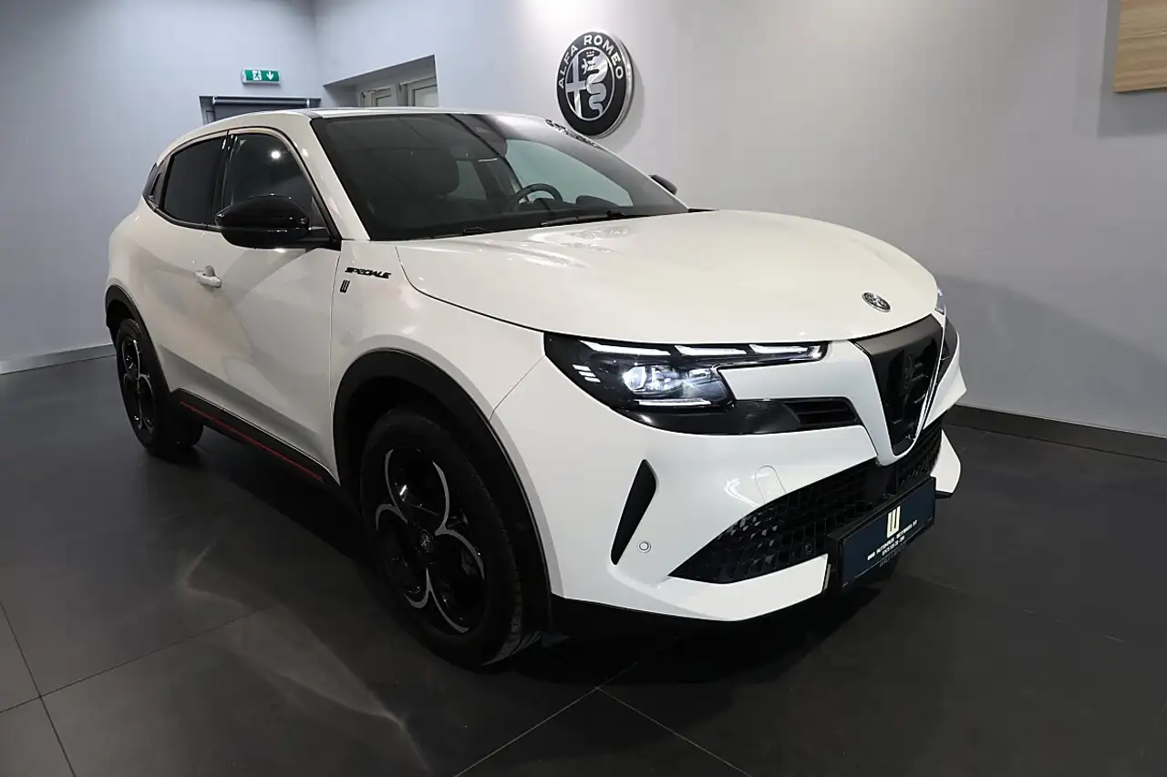 Alfa Romeo Junior 2025