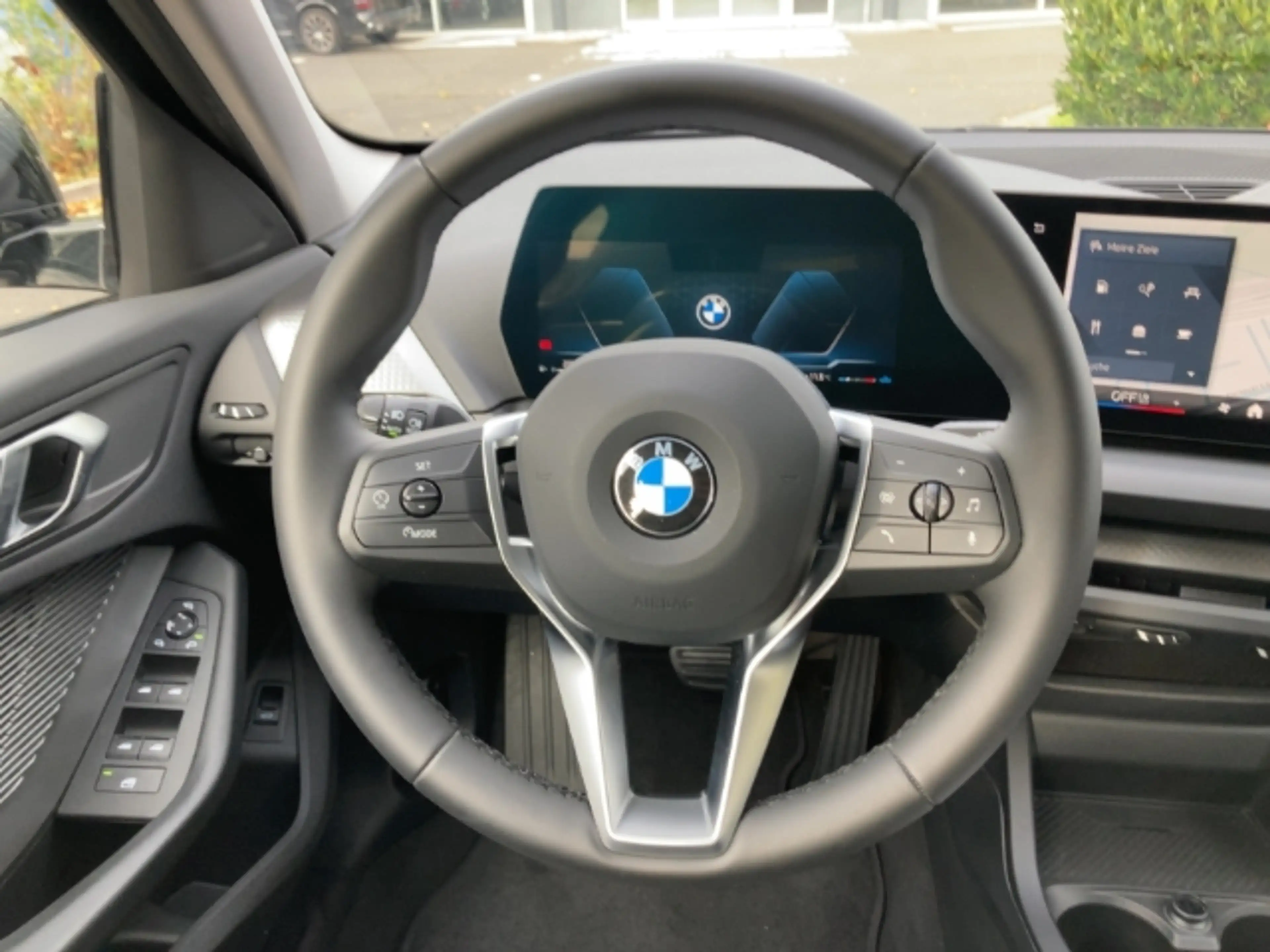 BMW 120 Navi Digitales Cockpit LED El. Heckklappe Apple Ca — photo 9