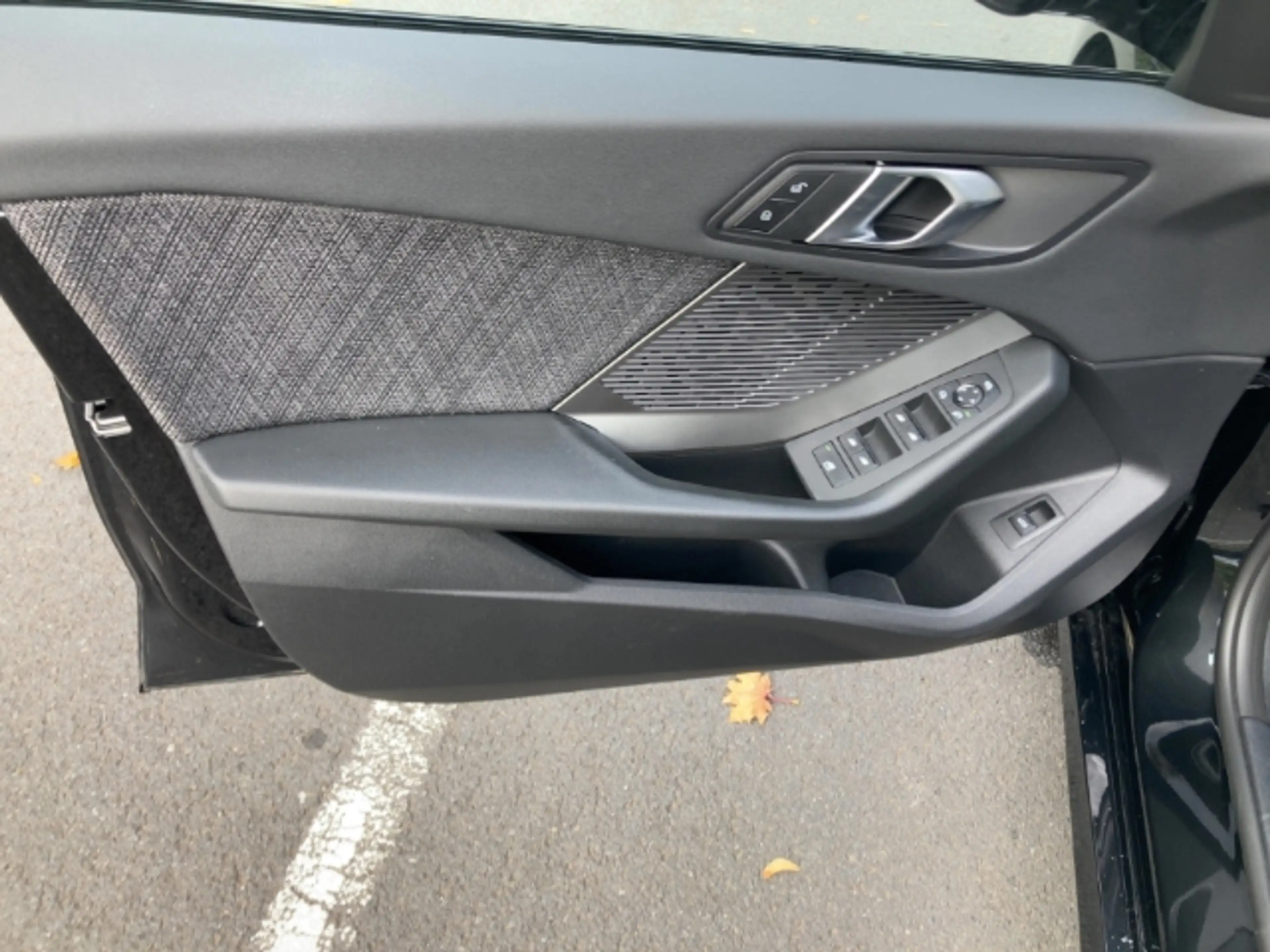 BMW 120 Navi Digitales Cockpit LED El. Heckklappe Apple Ca — photo 12