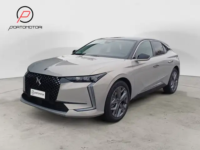 DS Automobiles DS 4 1.2 Hybrid Pallas