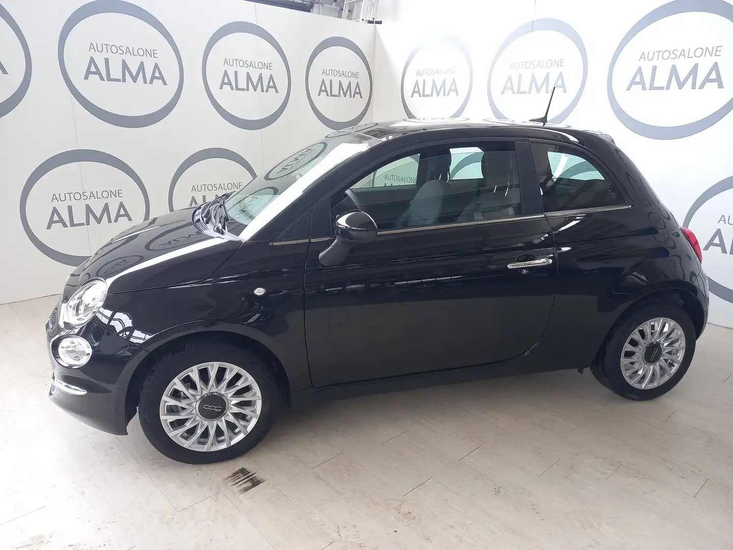 Fiat 500 1.0 Hybrid Dolcevita Zwart - 2