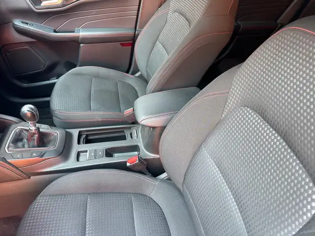 Ford Kuga view 13