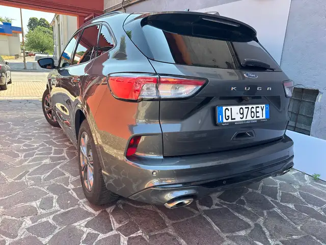 Ford Kuga view 4