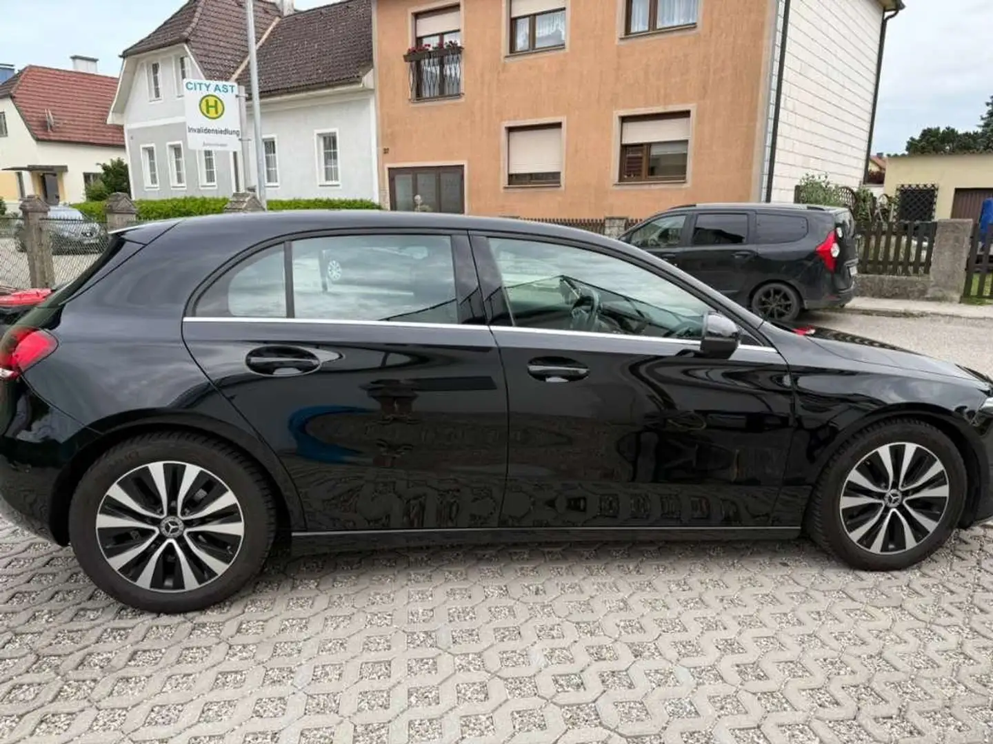 Mercedes-Benz A 160 A 160 Schwarz - 2