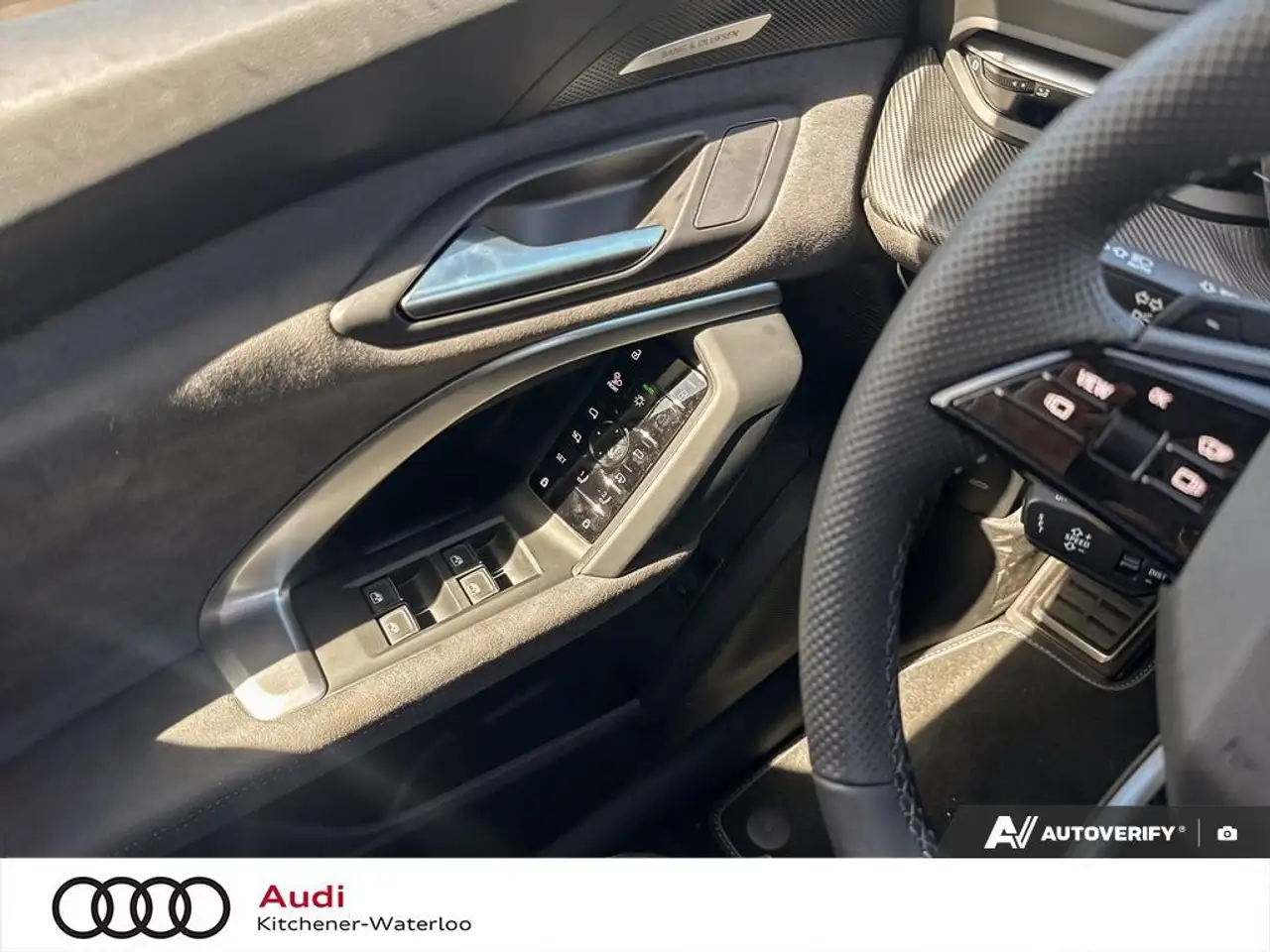 Audi SQ5 снимка Audi SQ5