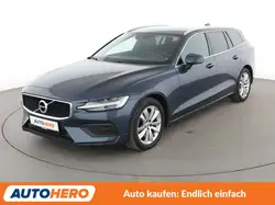 Volvo V60 2.0 T4 Momentum Pro Aut*NAVI*LED*TEMPO*PDC*