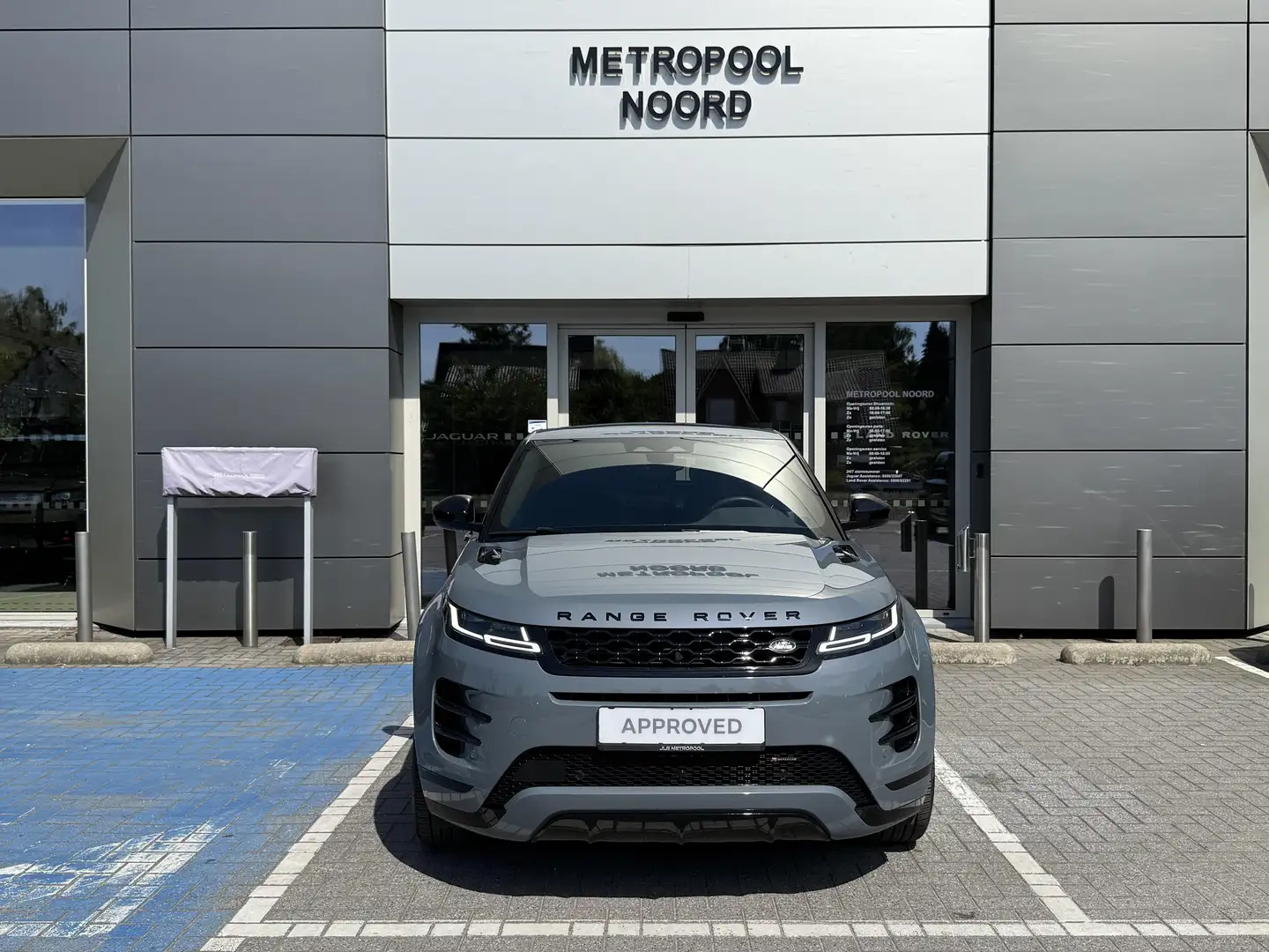 Land Rover Range Rover Evoque R-Dynamic SE P300e Szary - 2