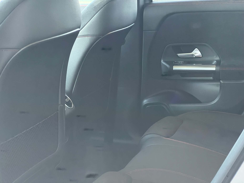 Mercedes-Benz GLA 180 AMG 2025 panodak distronic 360°camera keylessgo — photo 11