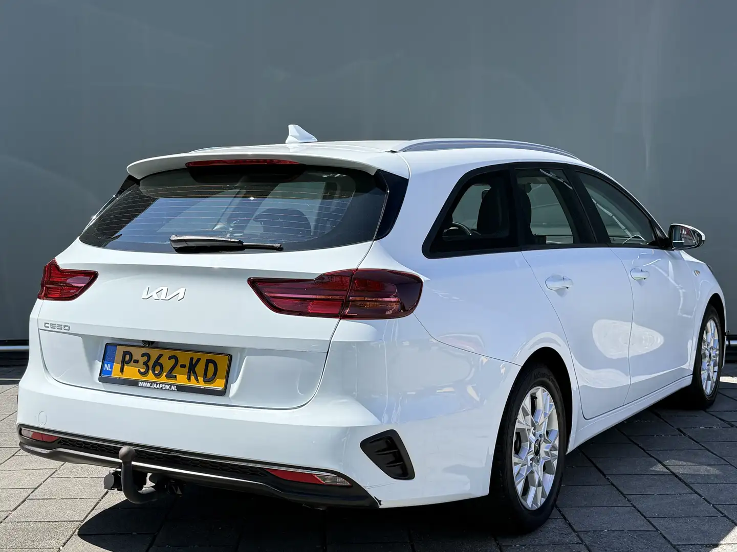 Kia Ceed SW / cee'd SW Sportswagon BWJ 2022 | 1.0 T-GDi 120PK ComfortLine Wit - 2