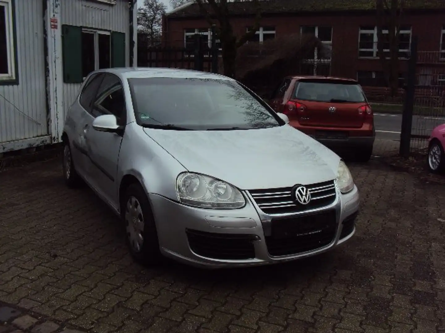 Volkswagen Golf Trendline,Automatik,Euro 4,Klima. Gris - 1