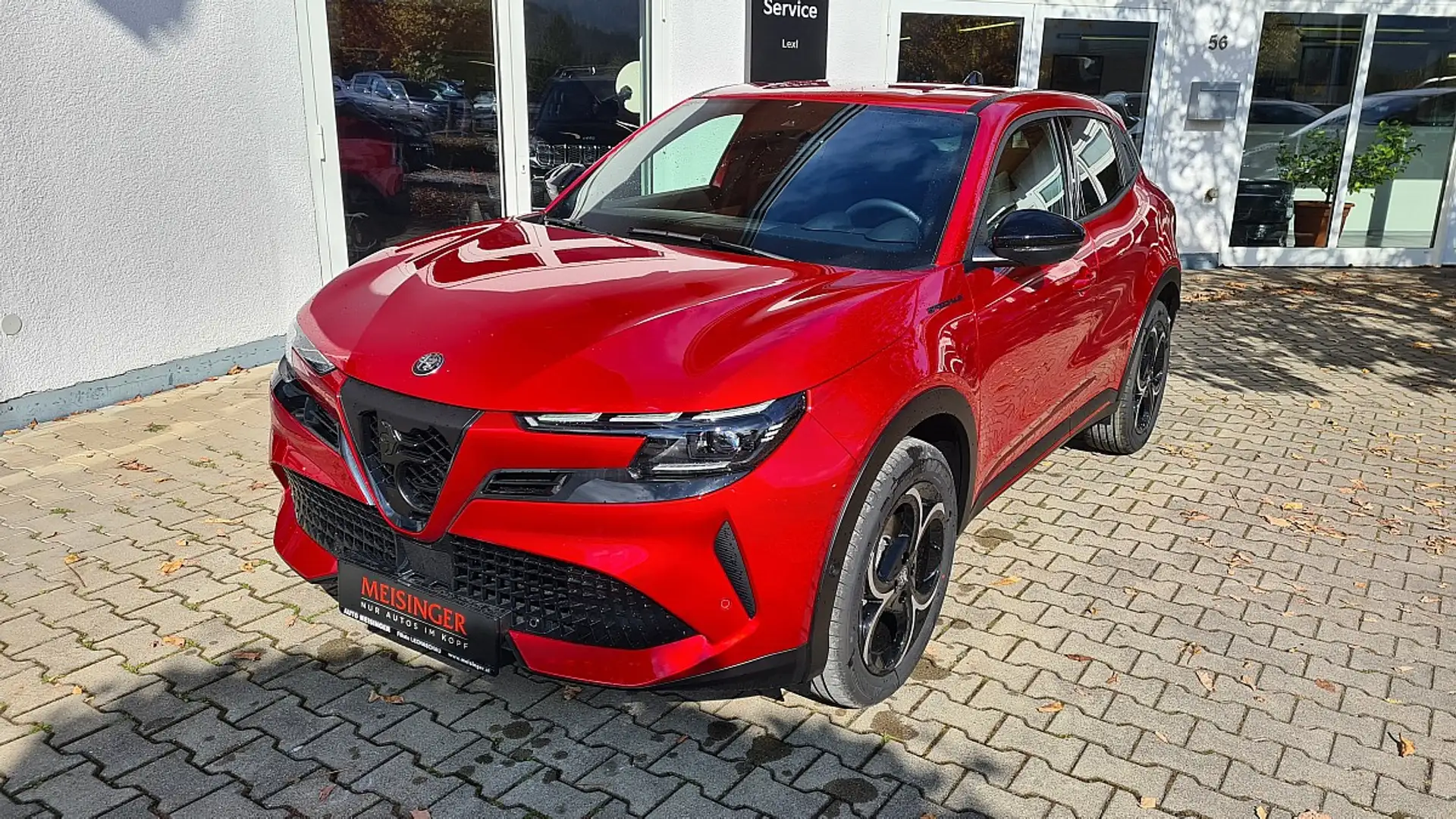Alfa Romeo Junior Ibrida Speciale 1.2 MHEV e-DCT6 Rouge - 1
